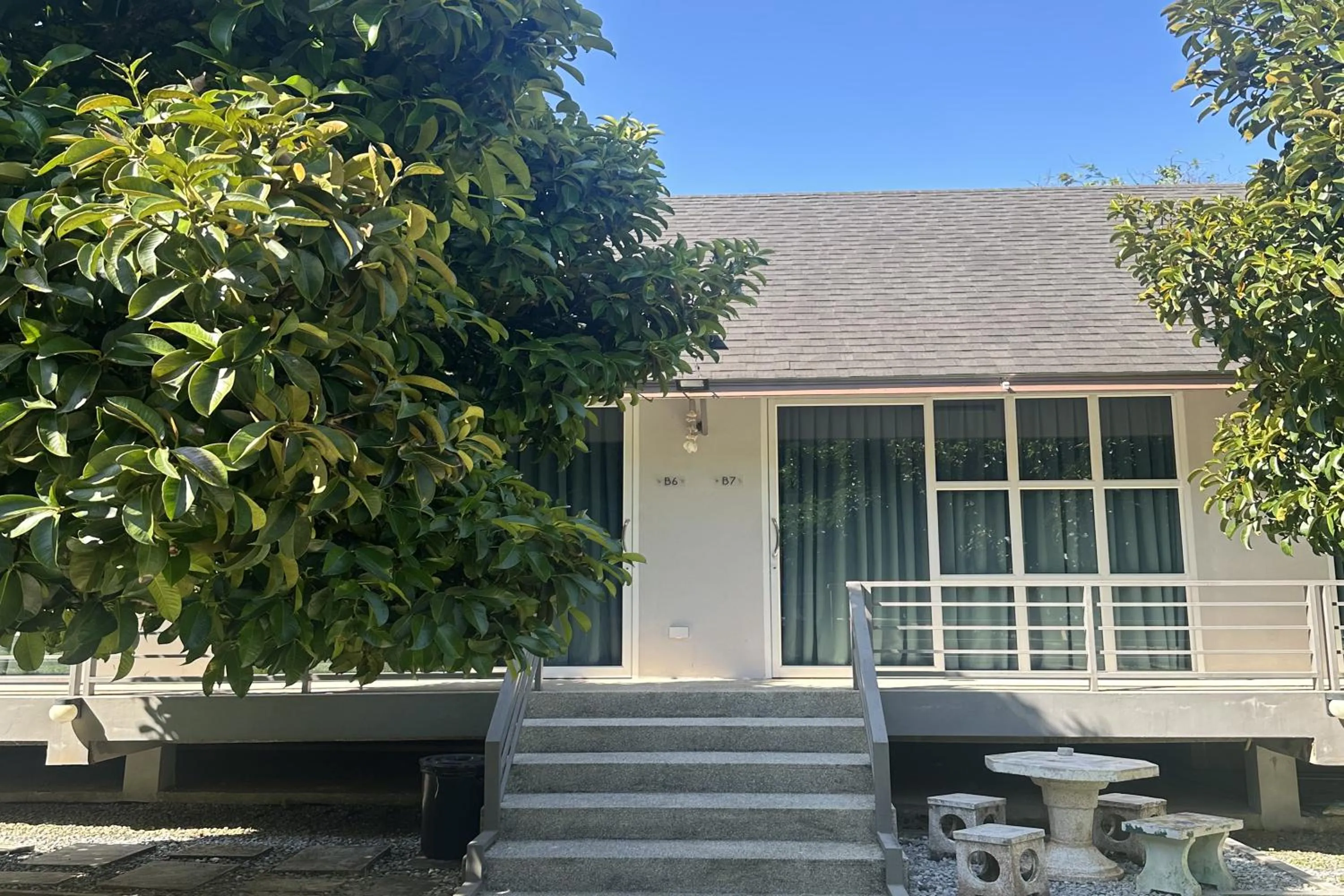 Photo of the whole room in Be Leaf Resort SHA