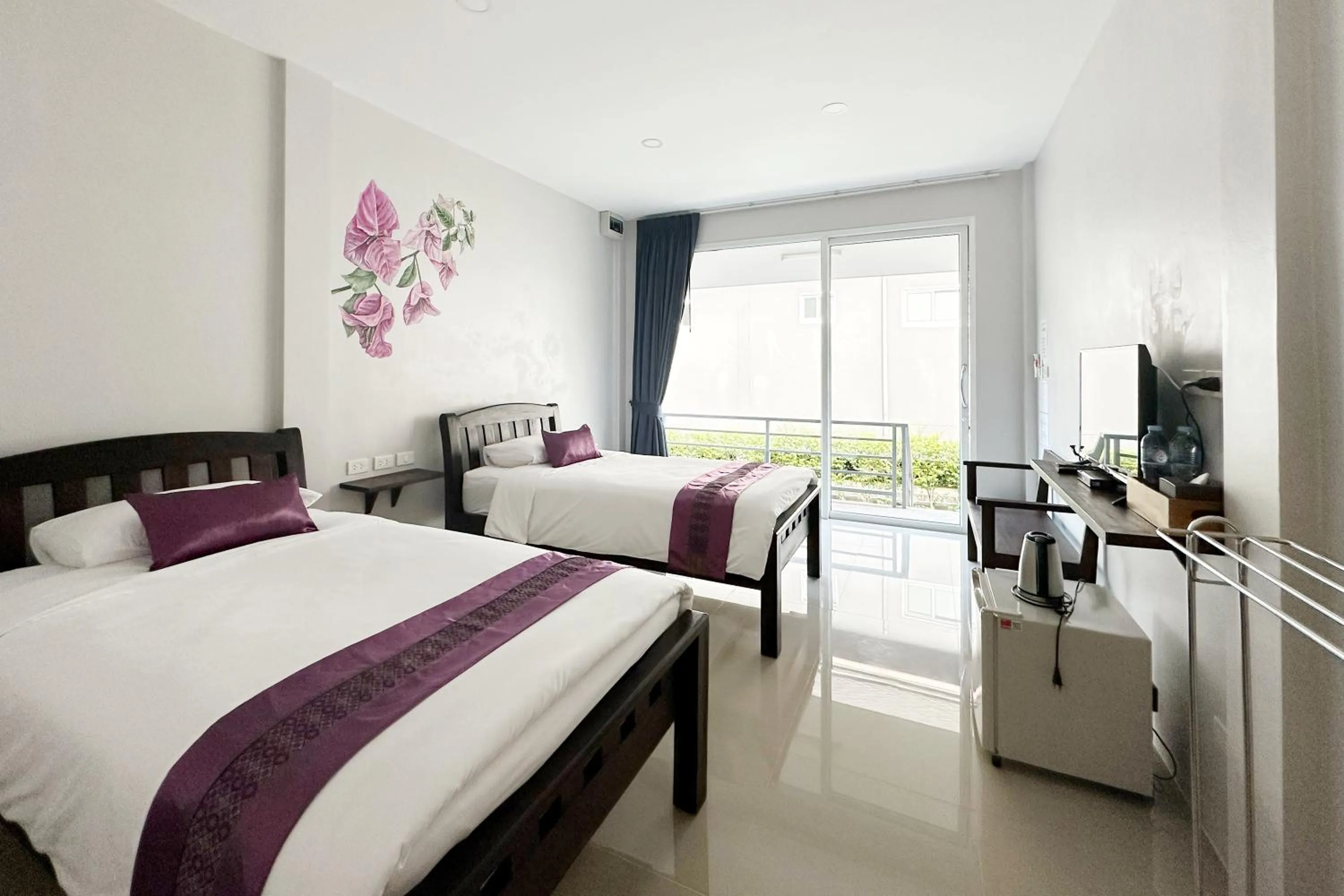 Bed in Be Leaf Resort SHA