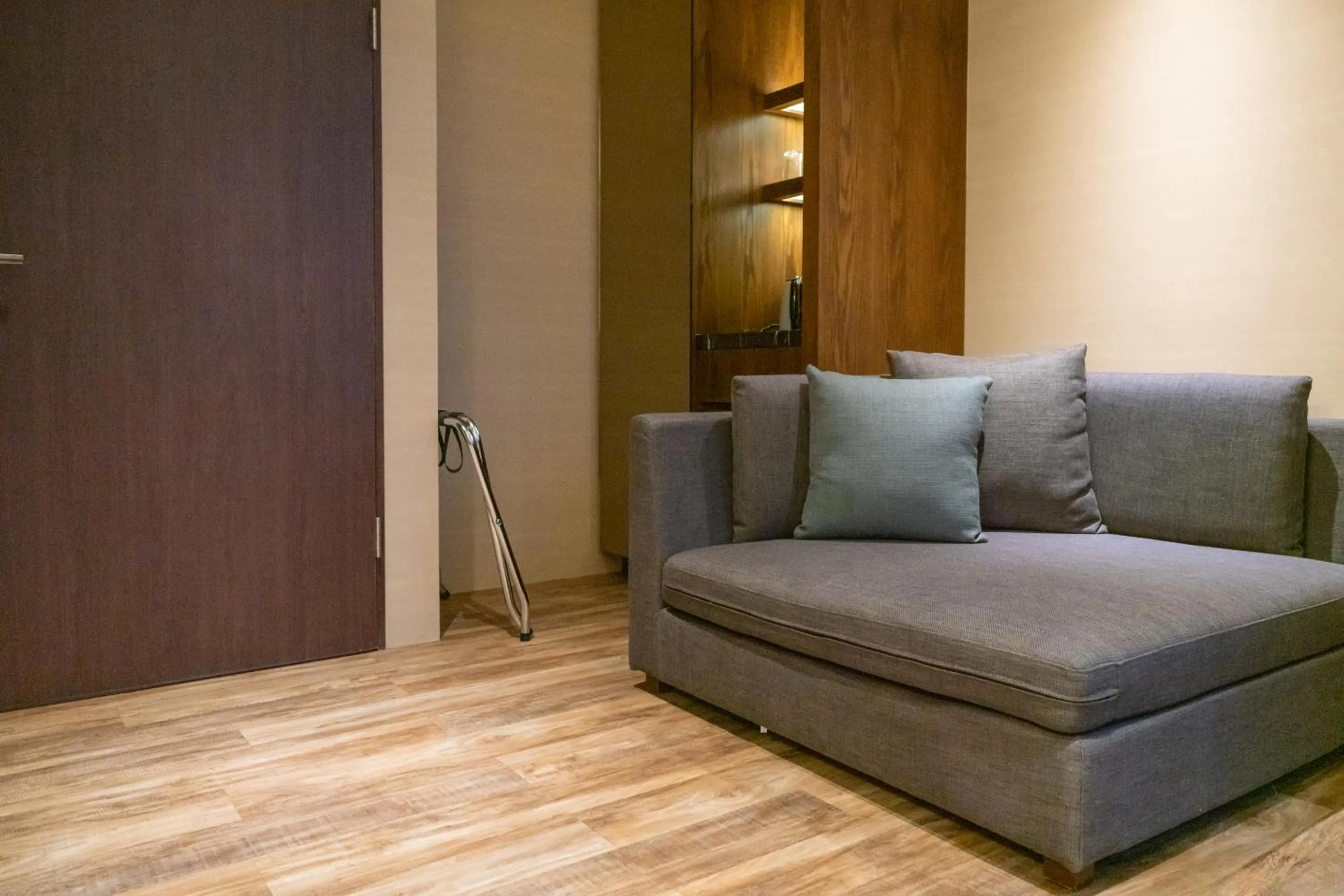 Seating area in Tsang Kuo Resort