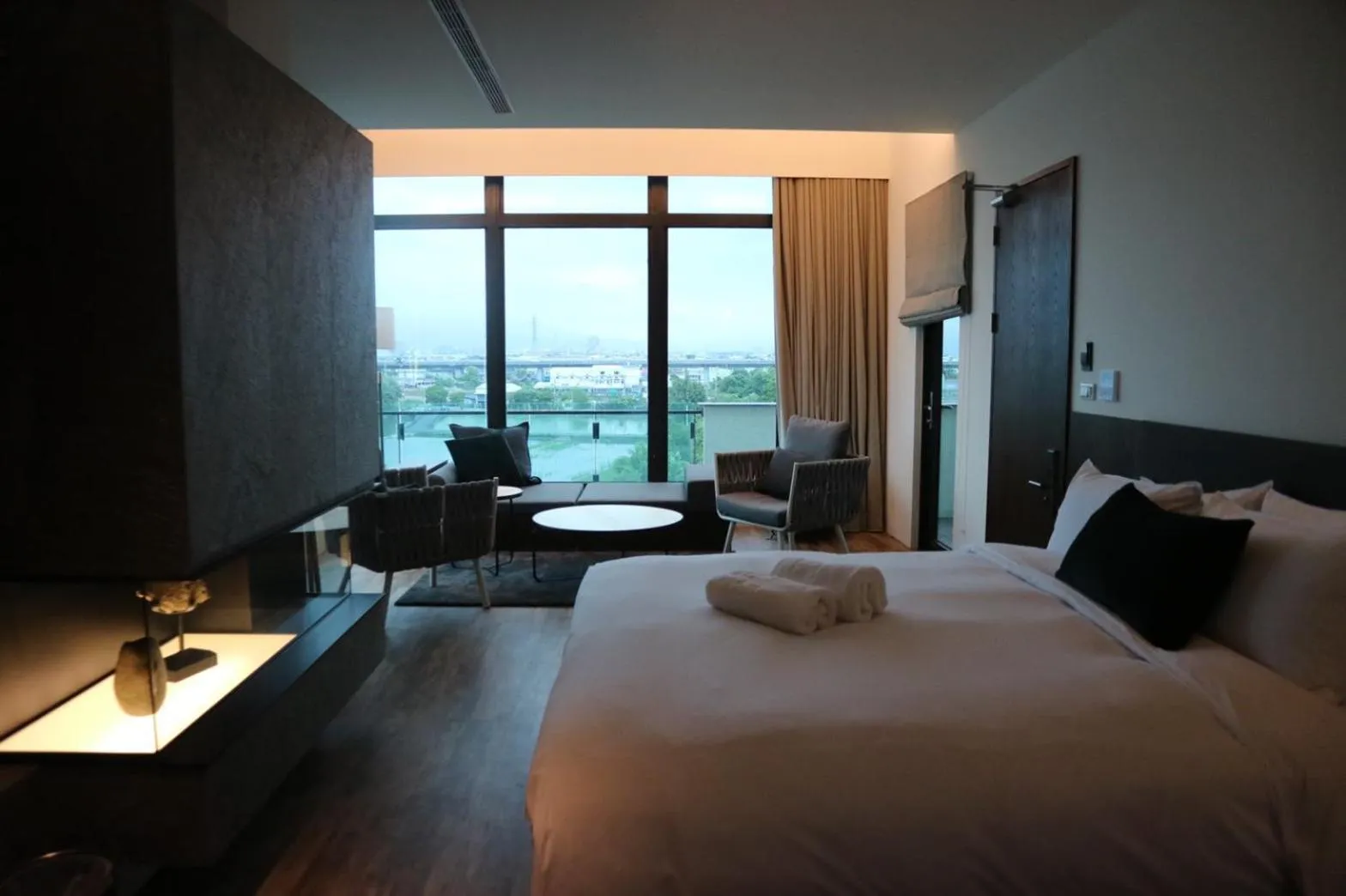 Photo of the whole room, Bed in Tsang Kuo Resort
