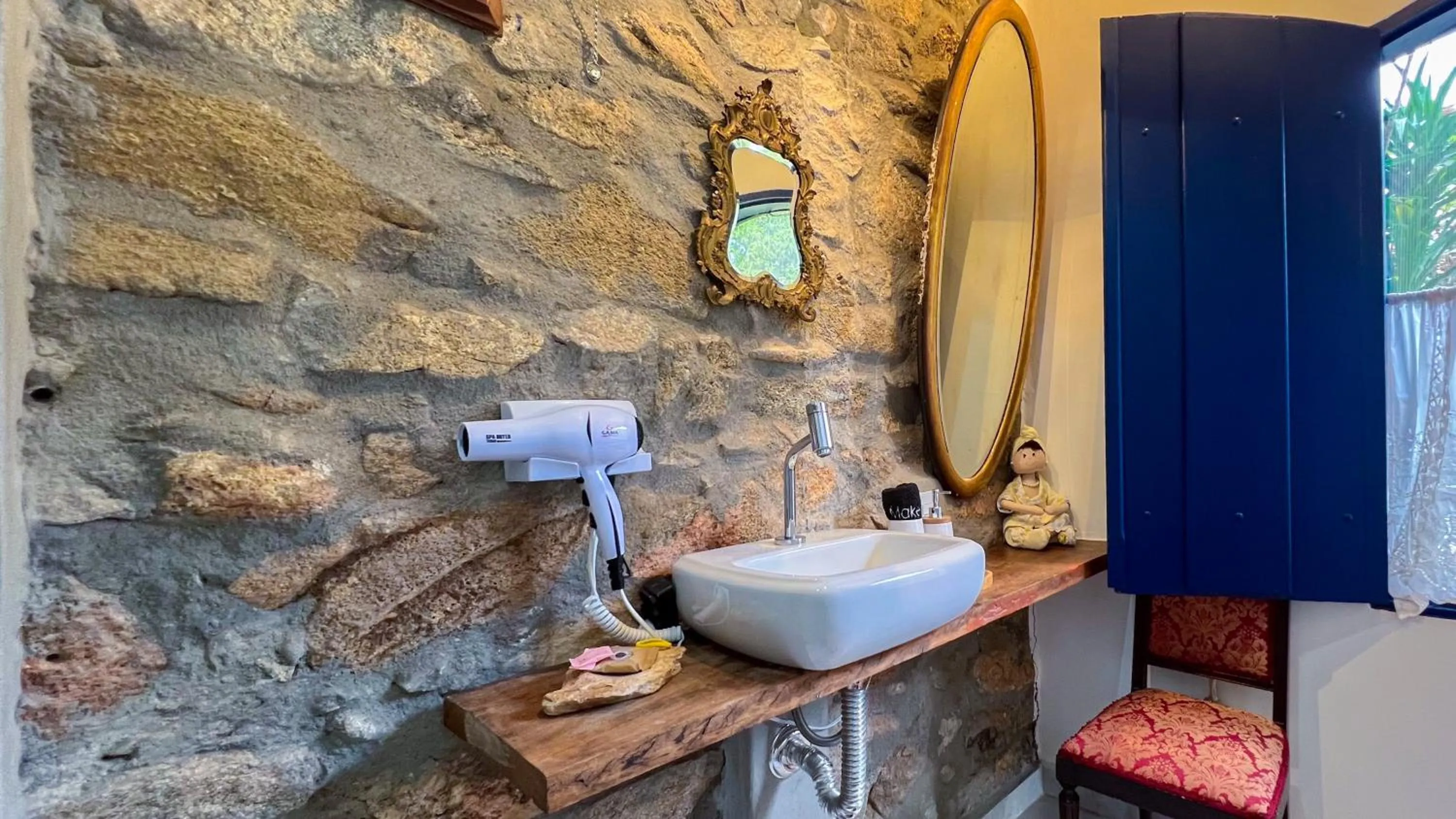 Bathroom in Segredo da Serra Guest House