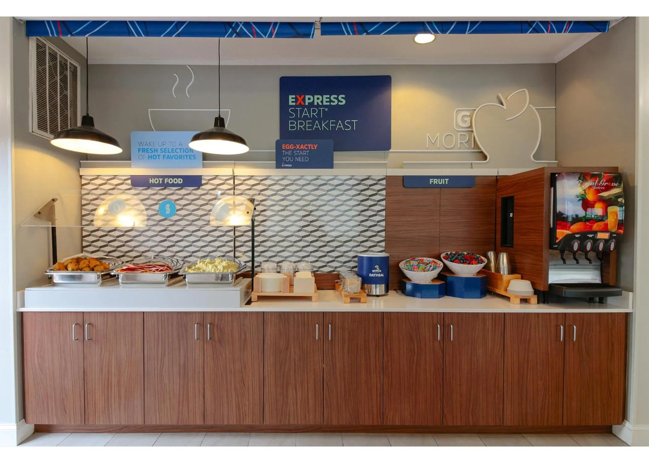 Breakfast in Holiday Inn Express Leland - Wilmington Area by IHG