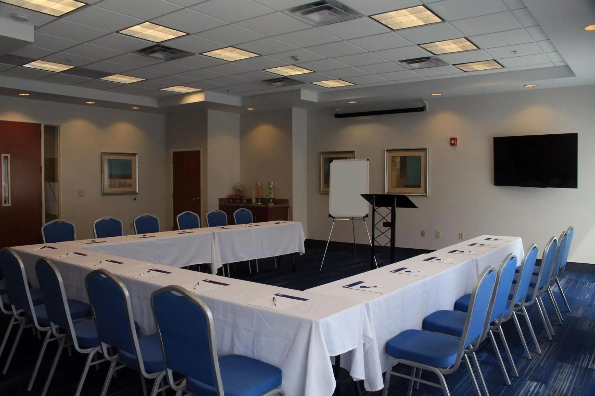 Meeting/conference room in Holiday Inn Express Leland - Wilmington Area by IHG