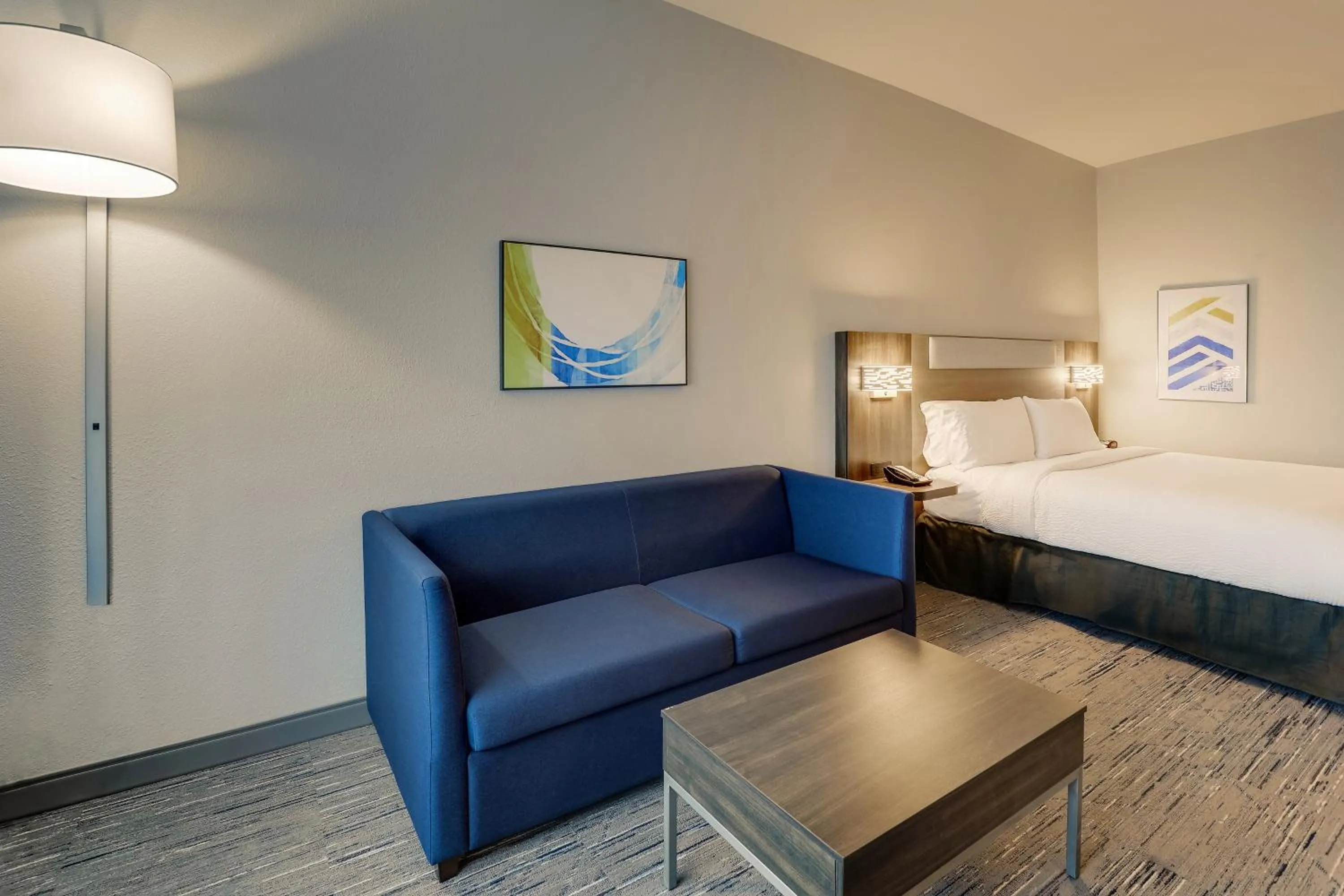 Bedroom, Bed in Holiday Inn Express Leland - Wilmington Area by IHG