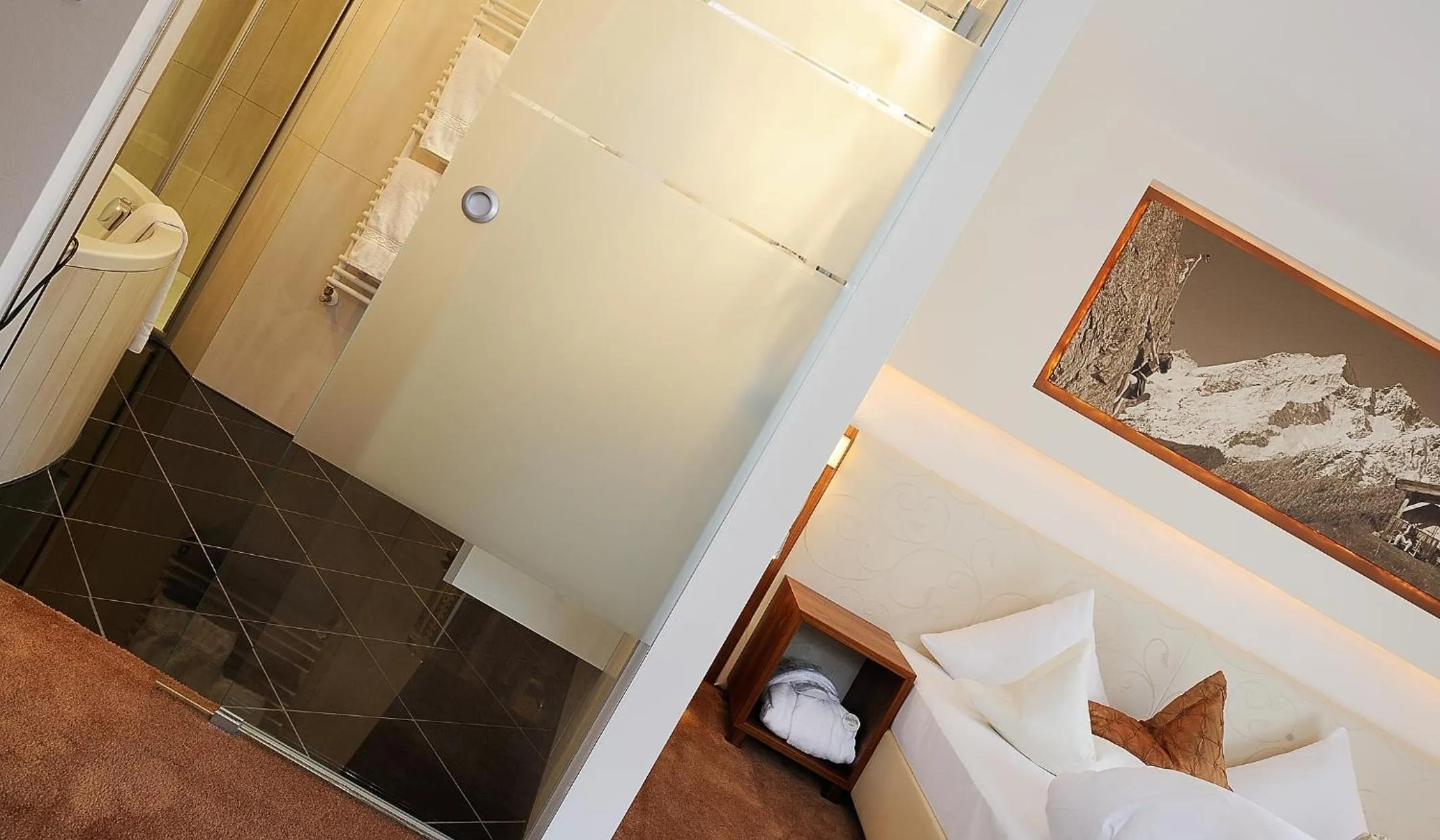 Decorative detail, Bed in Hotel Brigitte