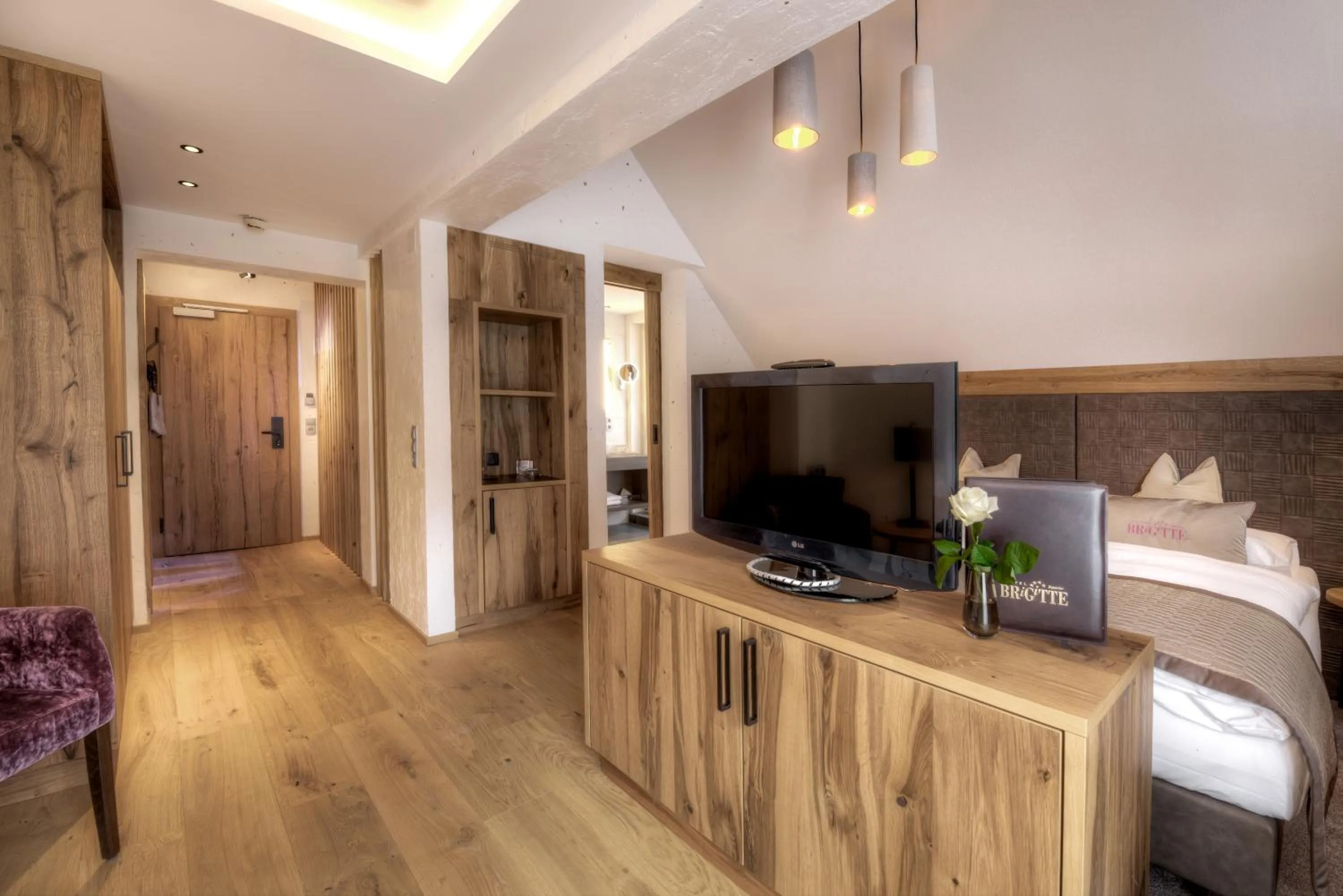 TV and multimedia in Hotel Brigitte