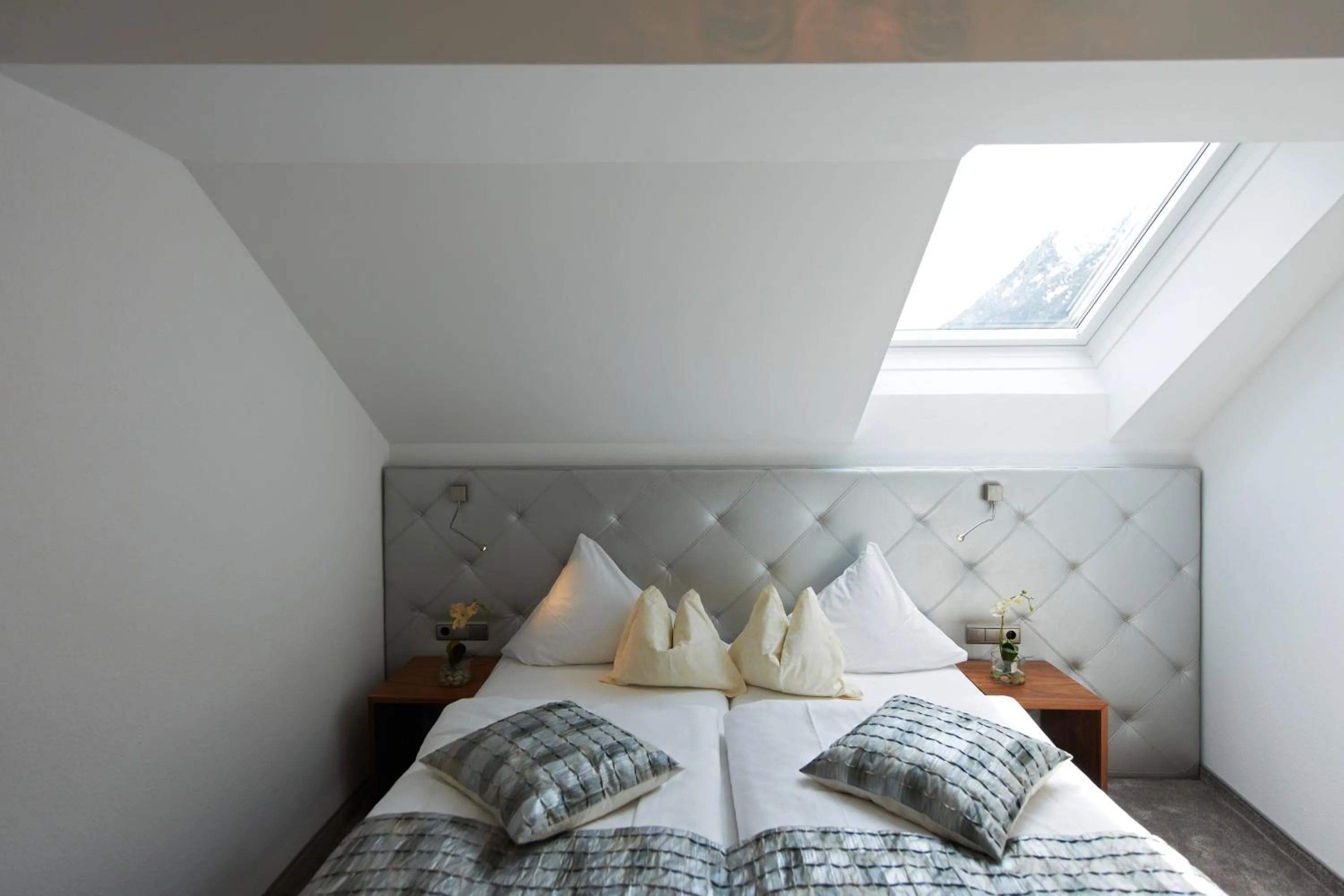 Bedroom, Bed in Hotel Brigitte