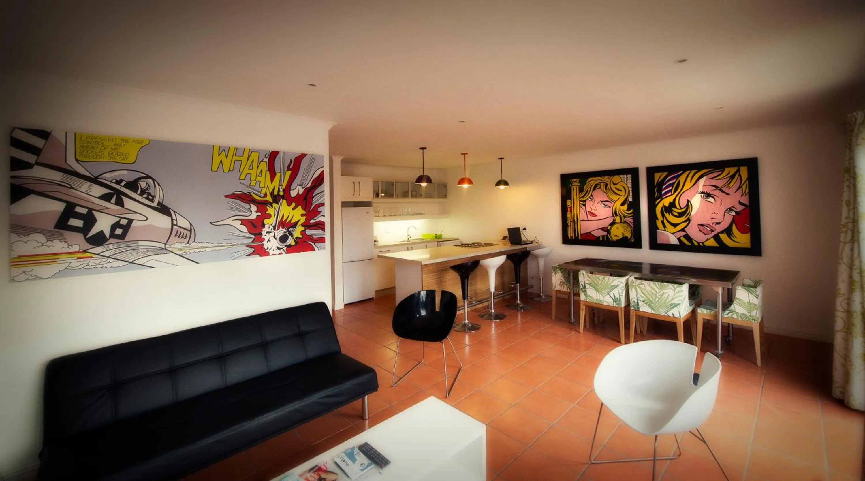 Kitchen or kitchenette in Funky Town