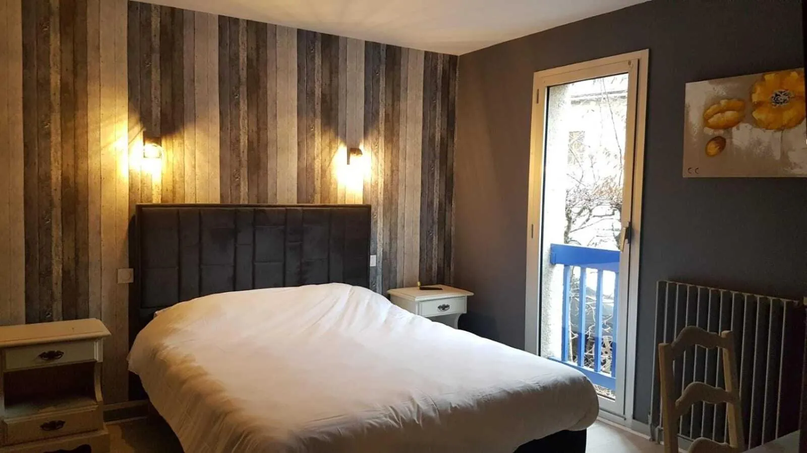 Double Room with Private Bathroom - single occupancy in Le Castel du Cantal Groupe Village Fani