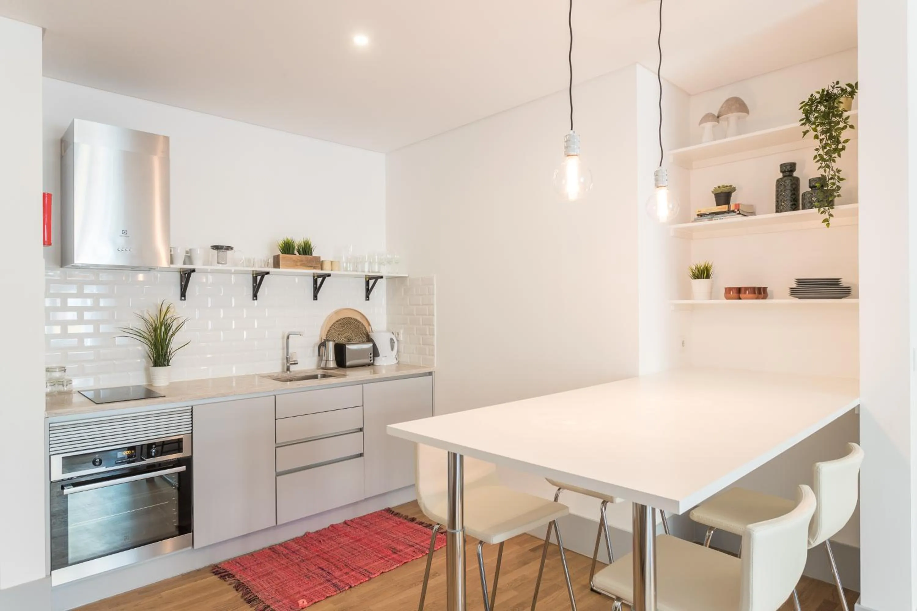 Kitchen or kitchenette in FLH São Bento Charming Flat