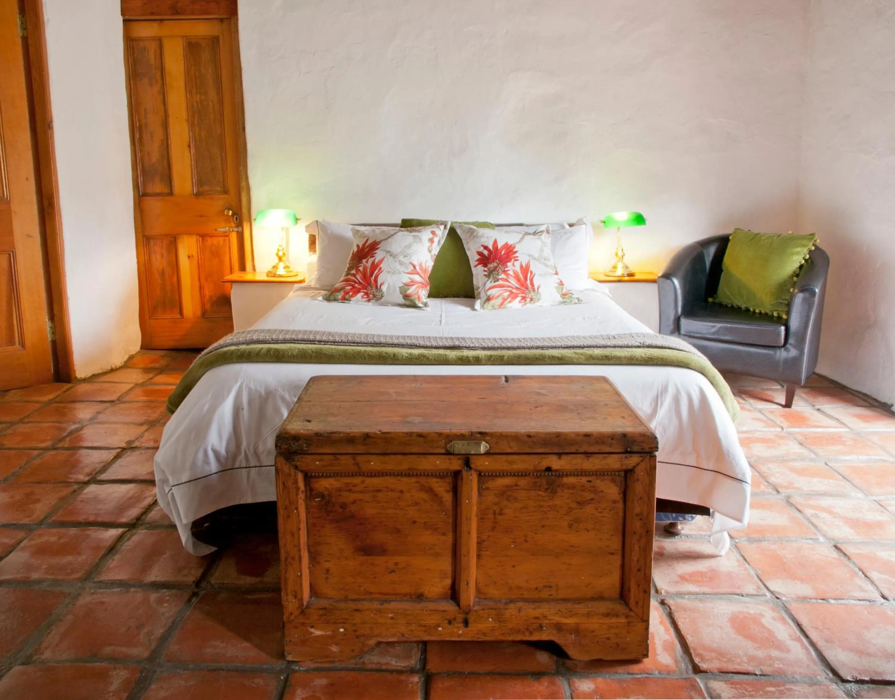 Photo of the whole room, Bed in Oude Wellington Estate