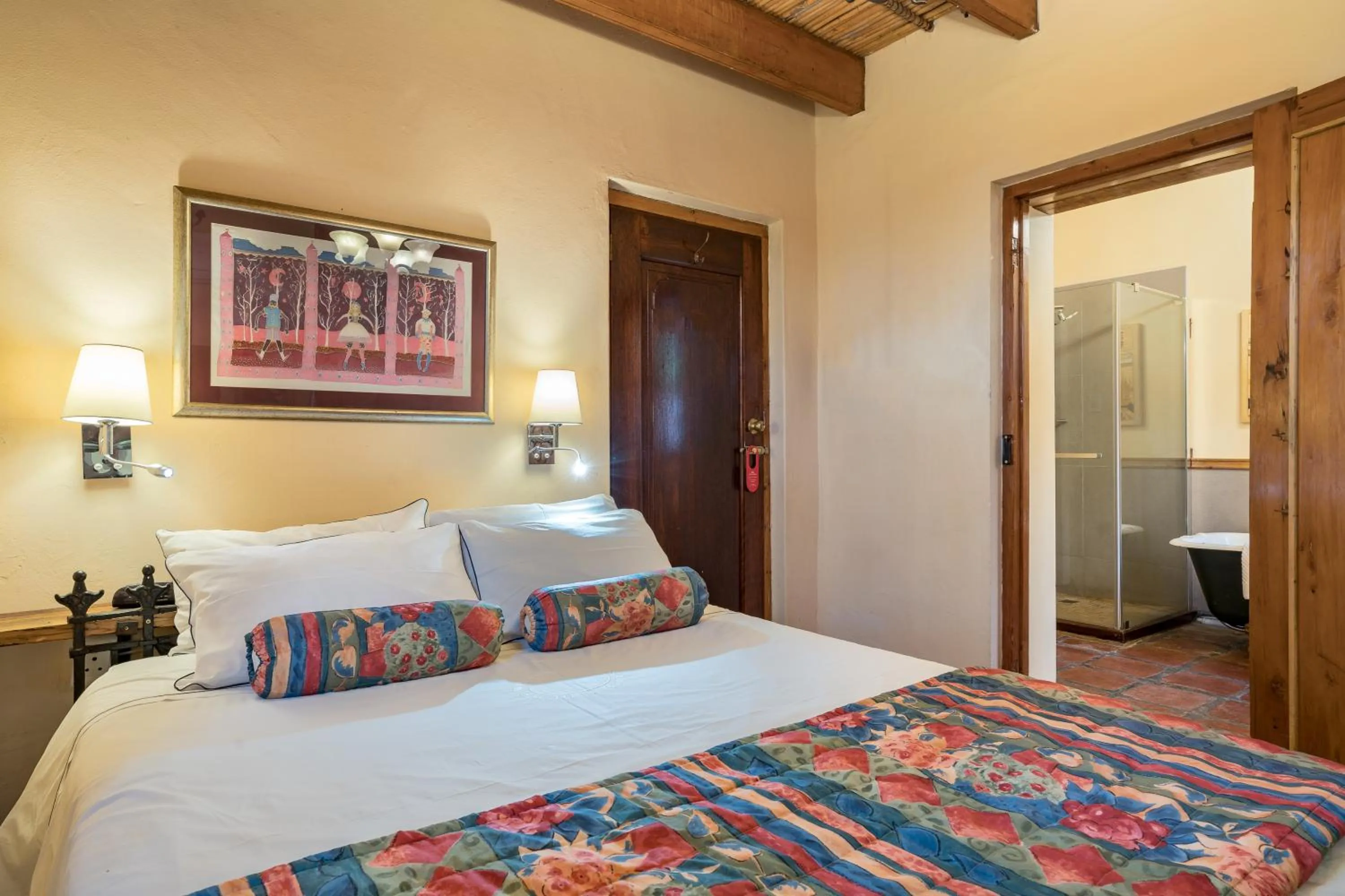 Photo of the whole room, Bed in Oude Wellington Estate