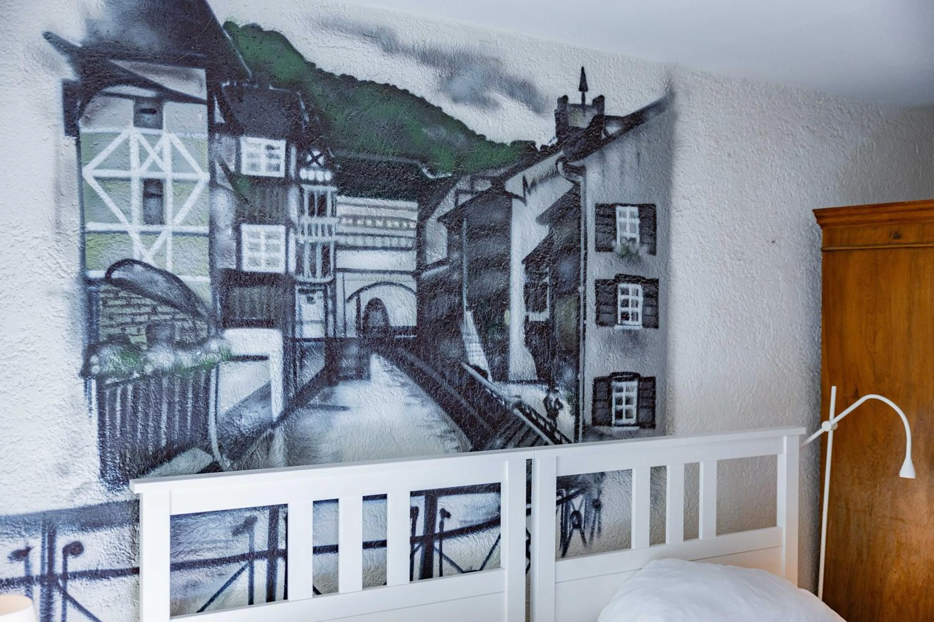 Decorative detail, Bed in StayInn Apartments City Center