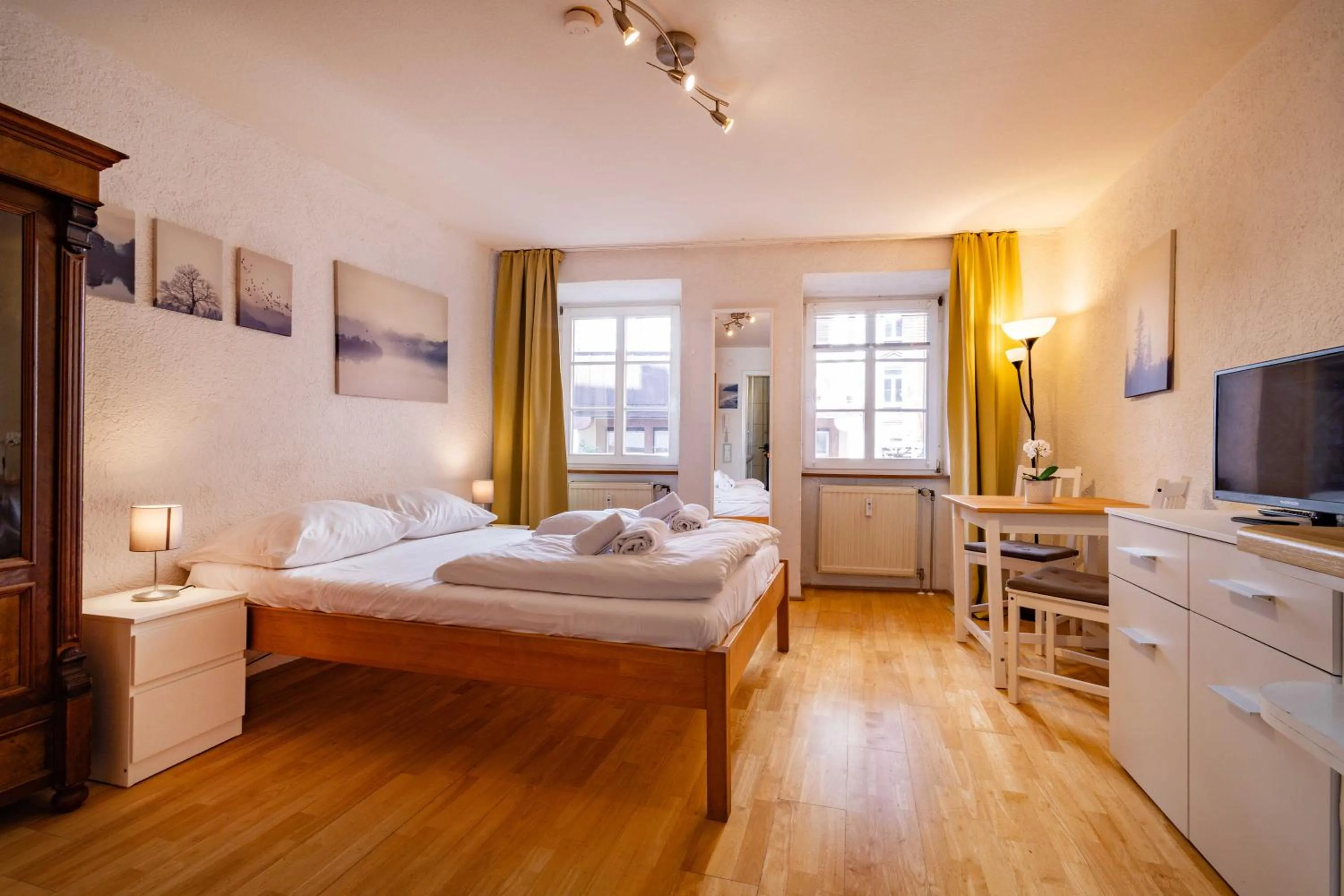 Bed in StayInn Apartments City Center