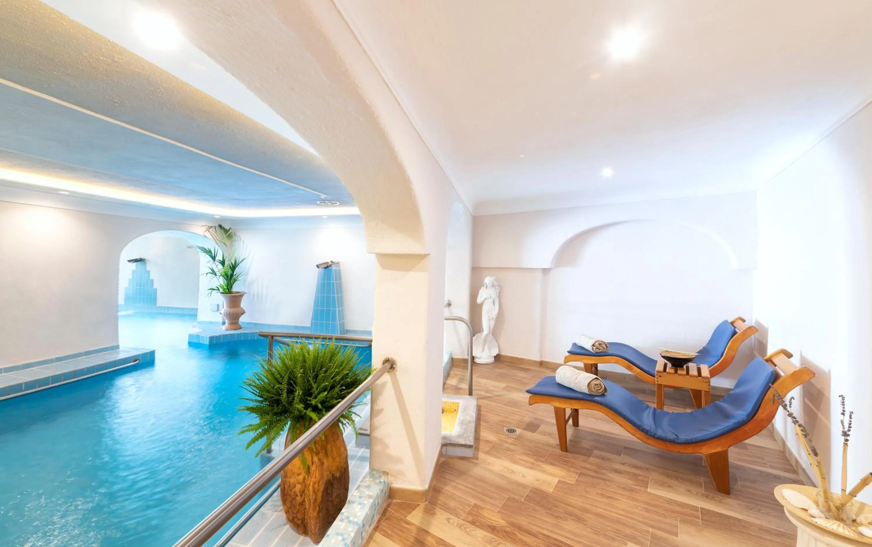 Swimming pool in Hotel Grazia alla Scannella