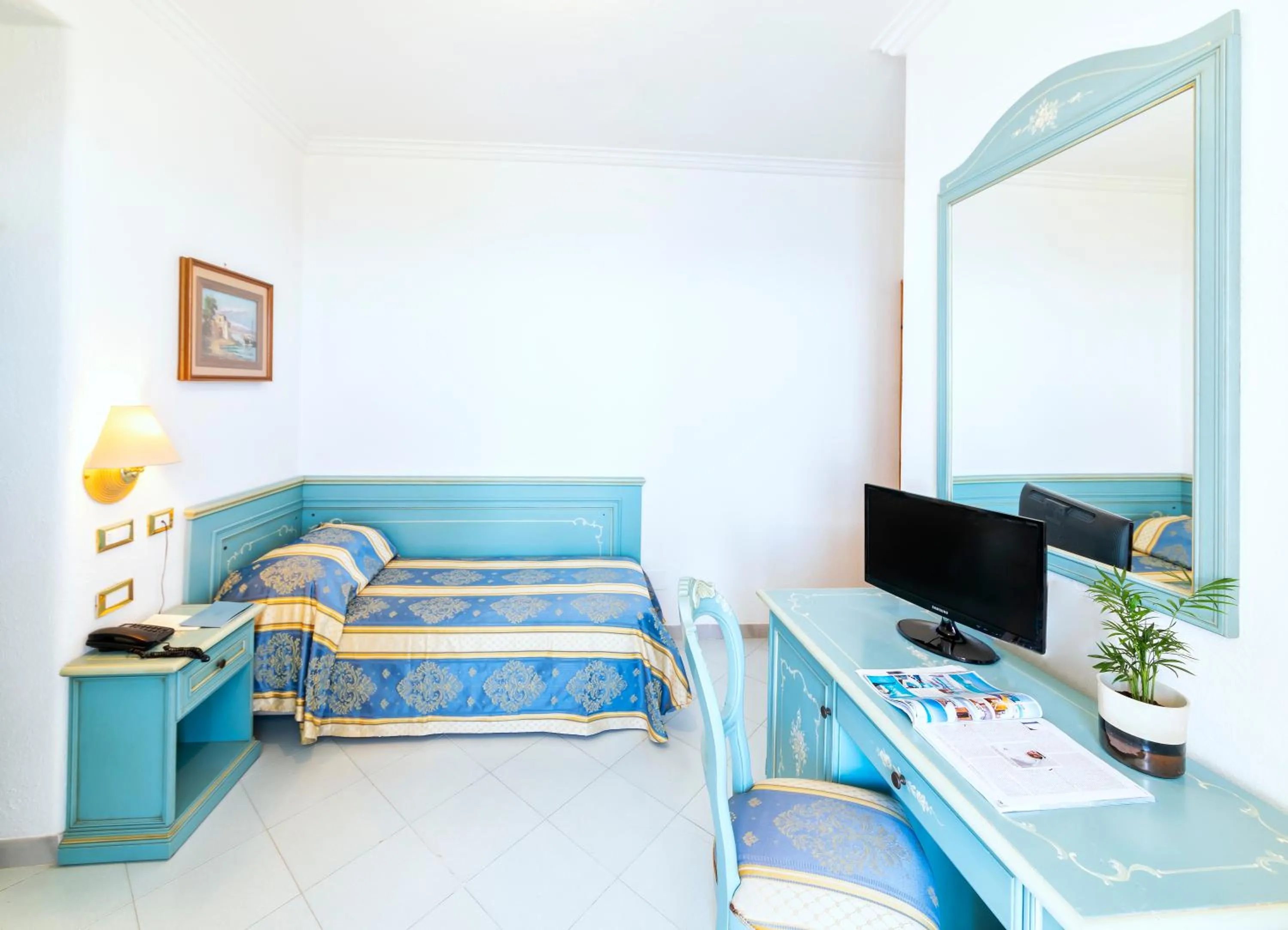 Bedroom, Bed in Hotel Grazia alla Scannella