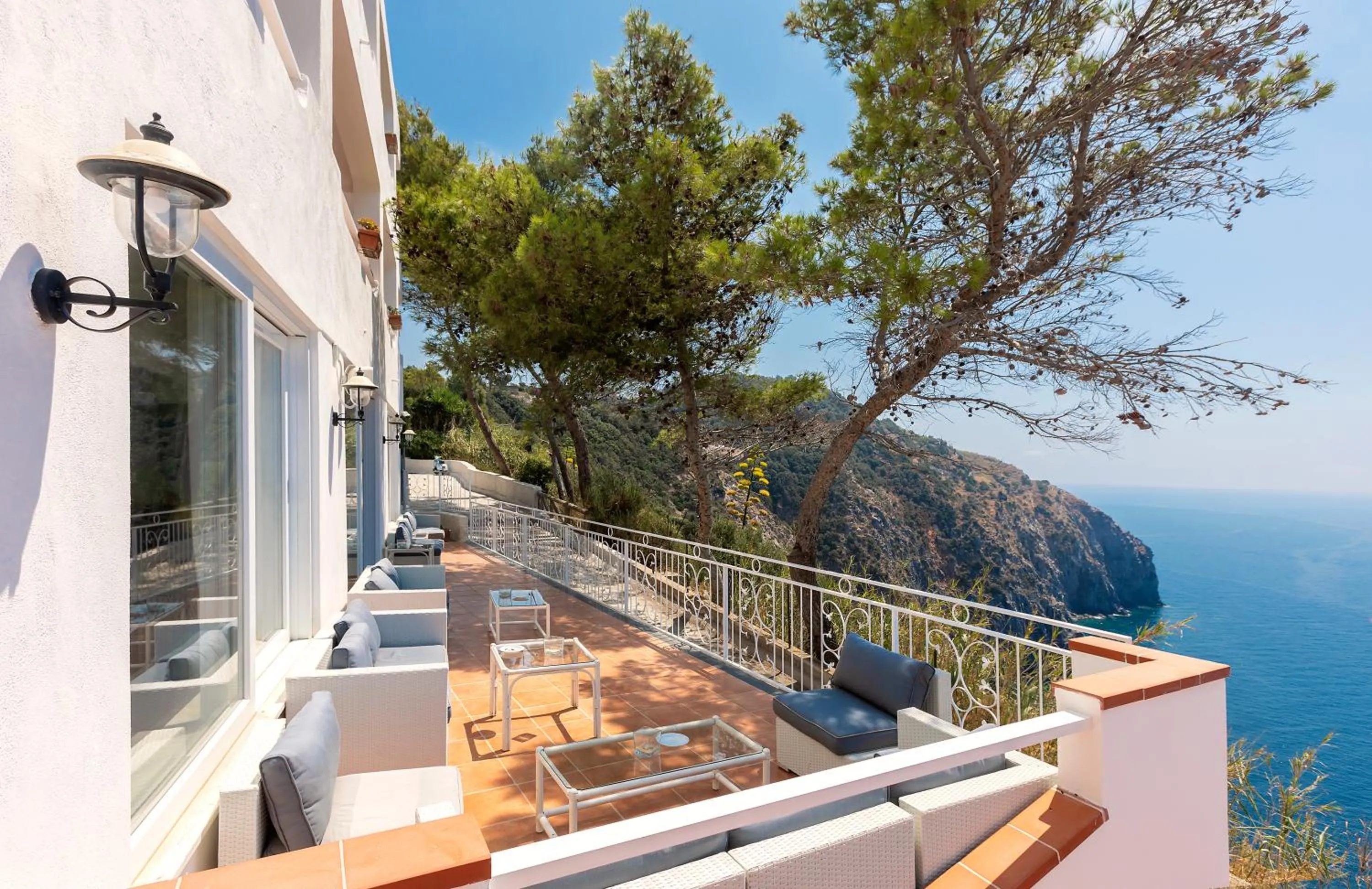 Property building in Hotel Grazia alla Scannella