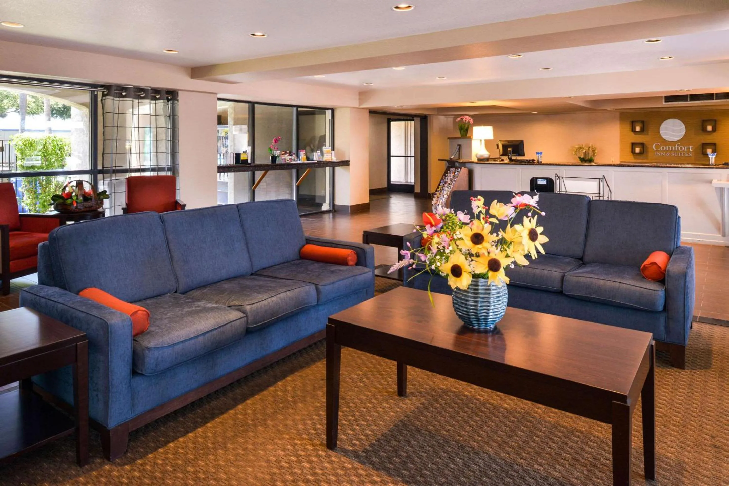 Lobby or reception in Rancho Cordova Inn