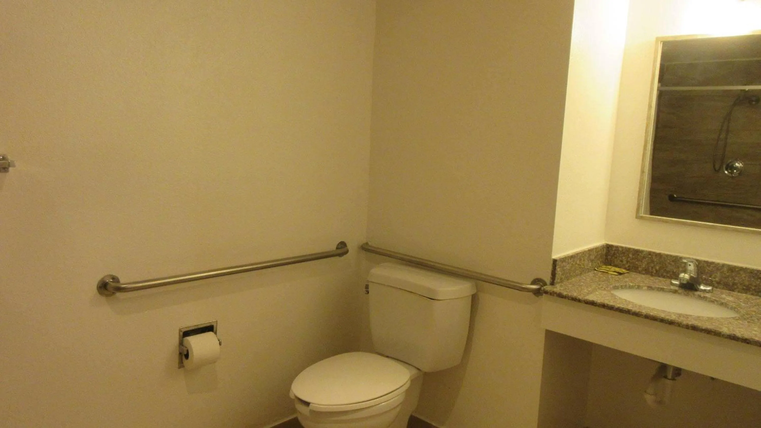 Bedroom in Rancho Cordova Inn