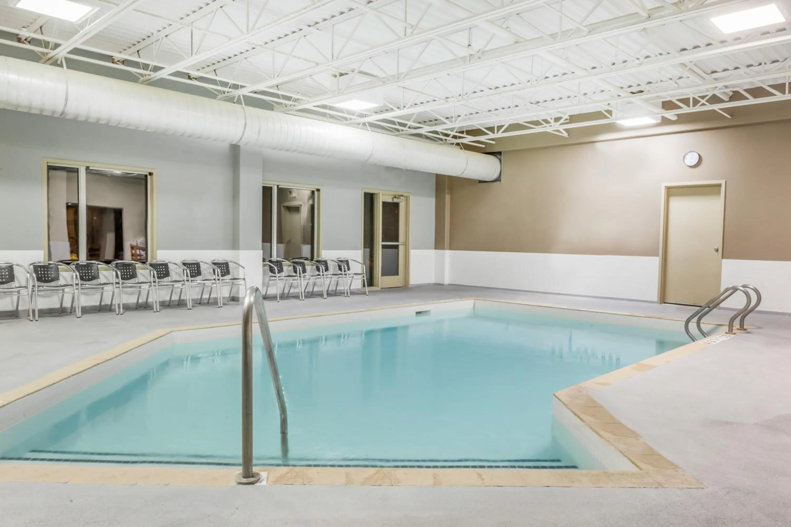 Swimming pool in Super 8 by Wyndham Peterborough