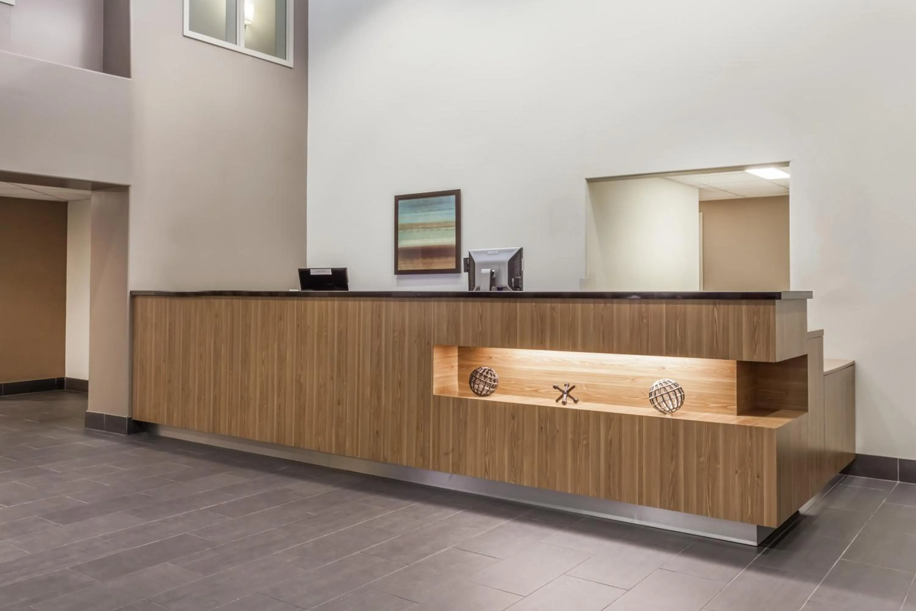 Lobby or reception in Super 8 by Wyndham Peterborough