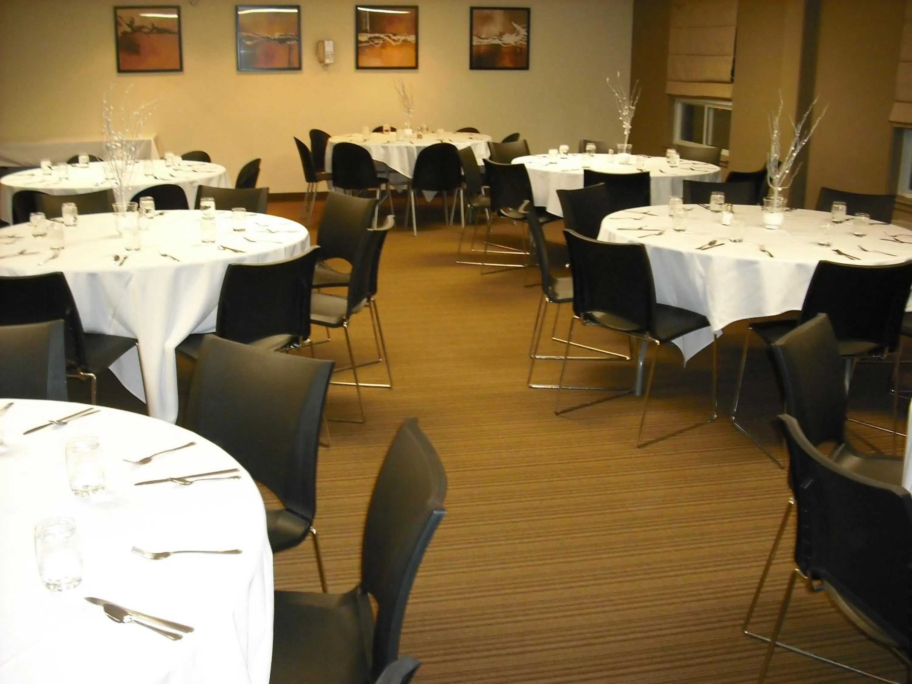 Business facilities in Super 8 by Wyndham Peterborough
