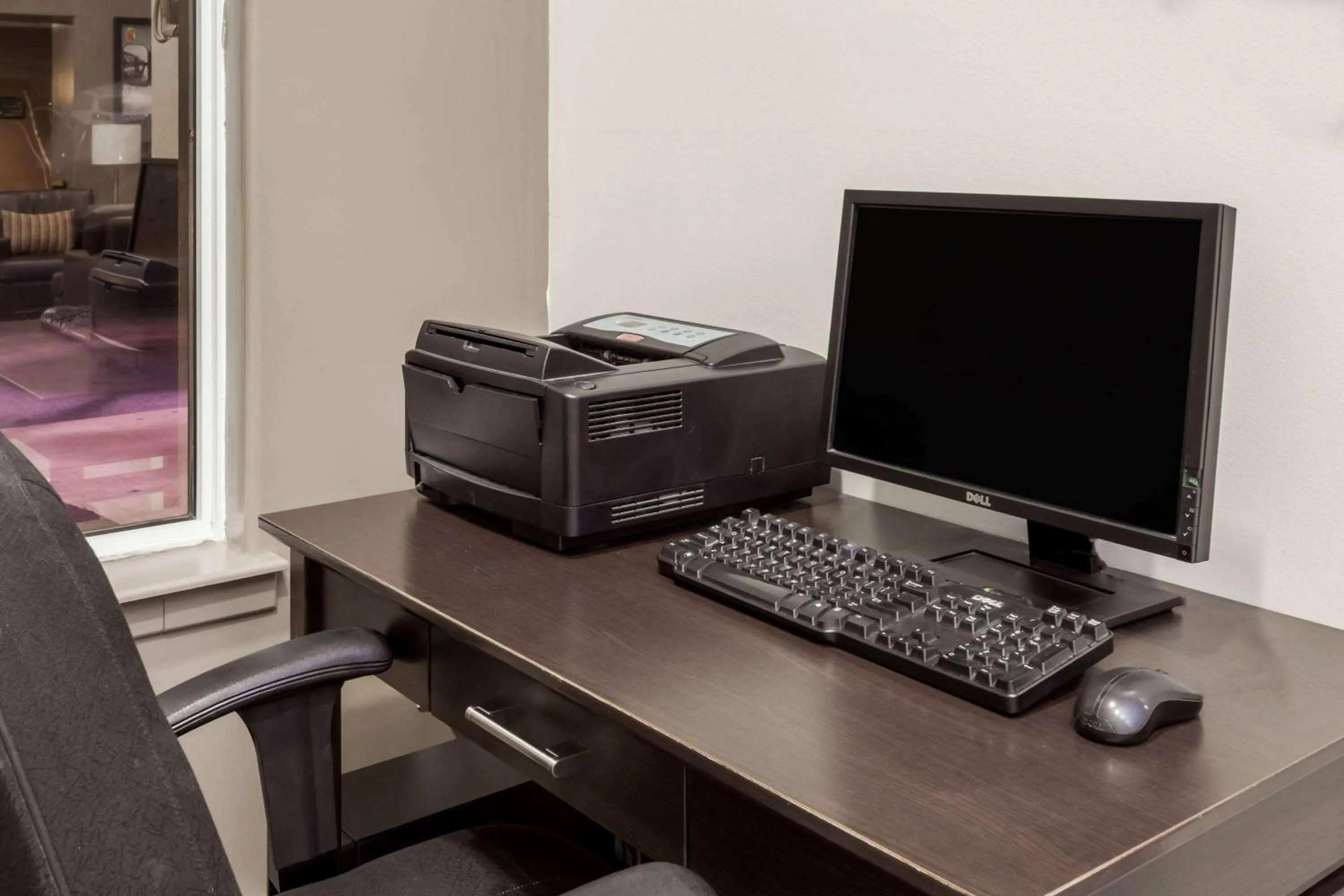 Business facilities in Super 8 by Wyndham Peterborough