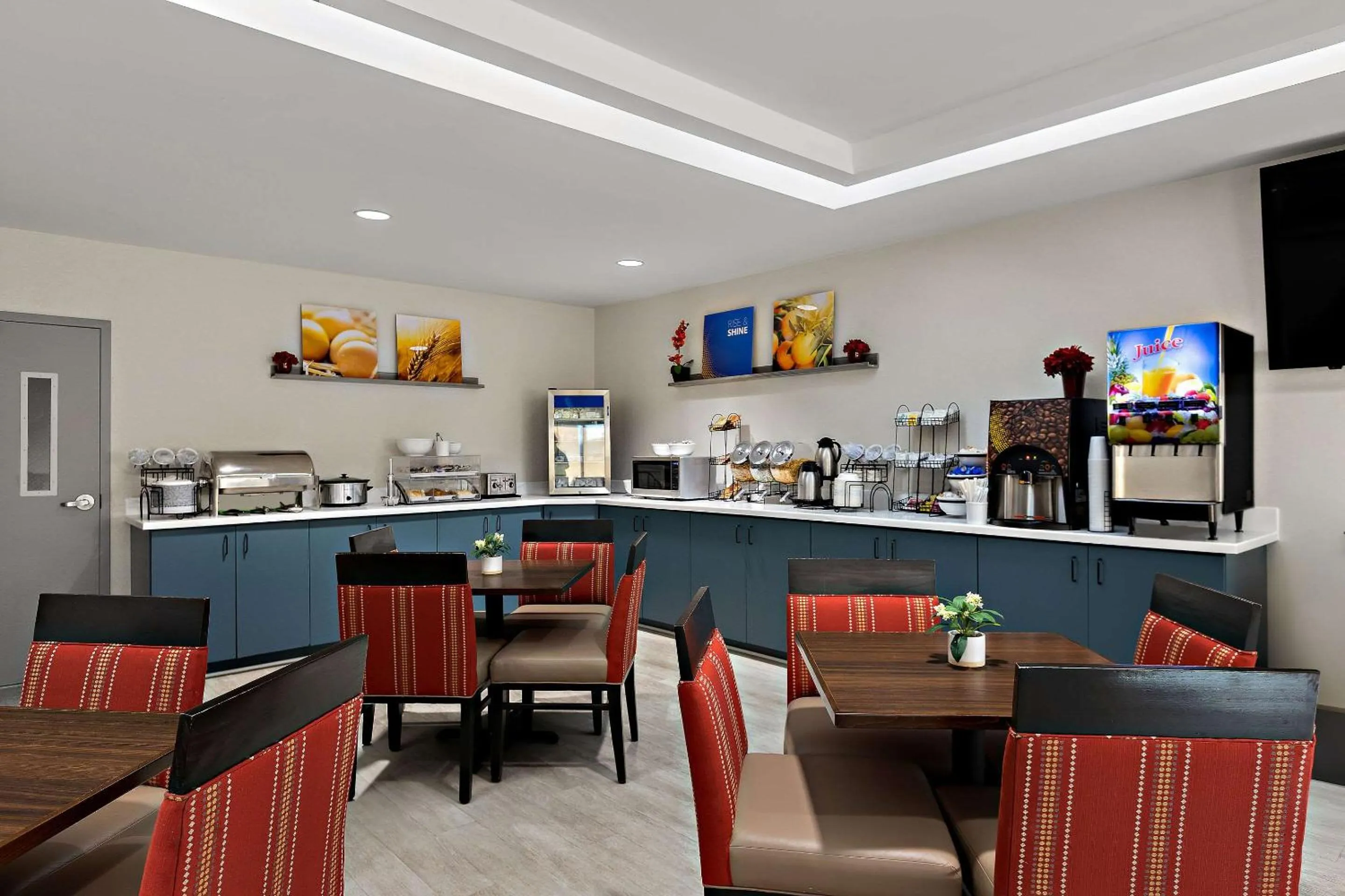 Breakfast in Comfort Inn Powell - Knoxville North