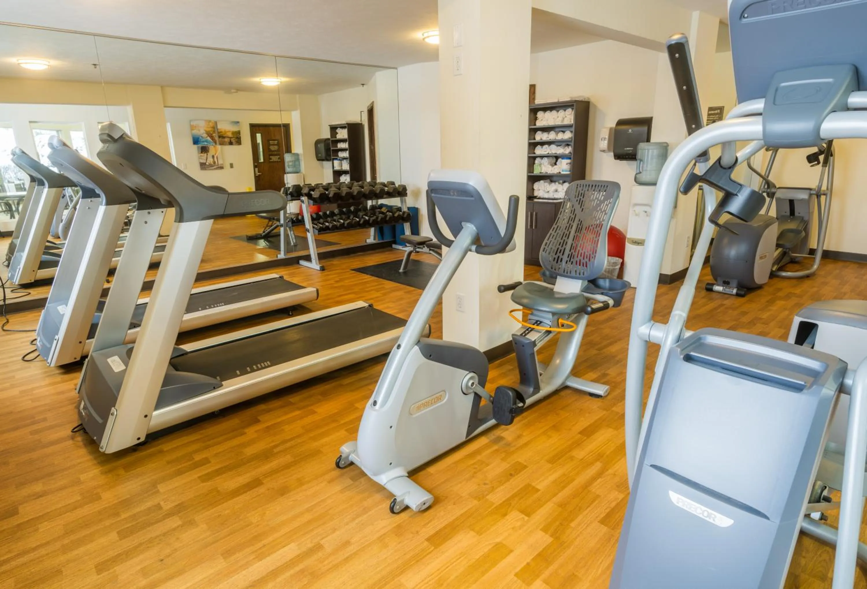 Fitness centre/facilities in Comfort Inn & Suites