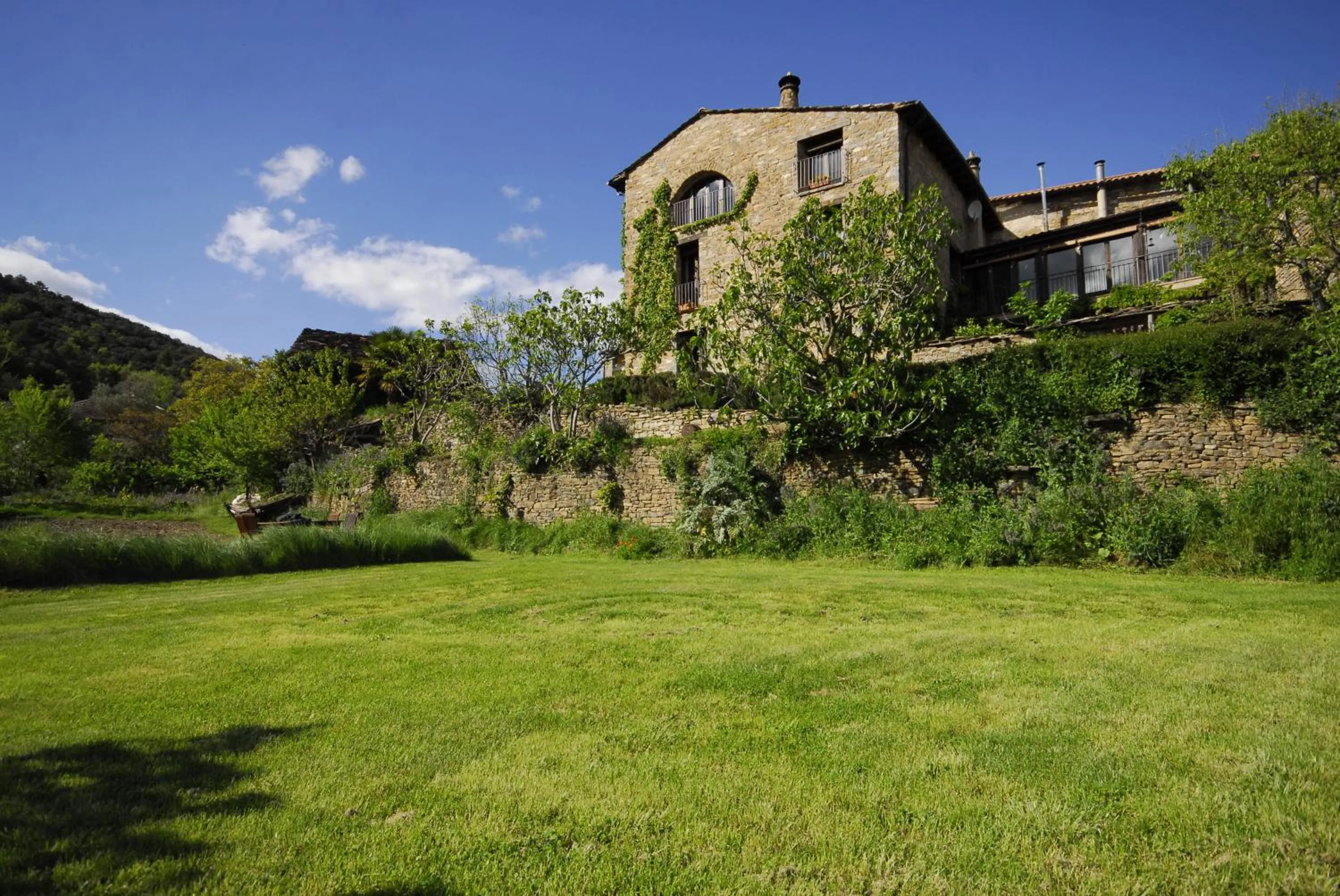 Spring in O Chardinet d'a Formiga