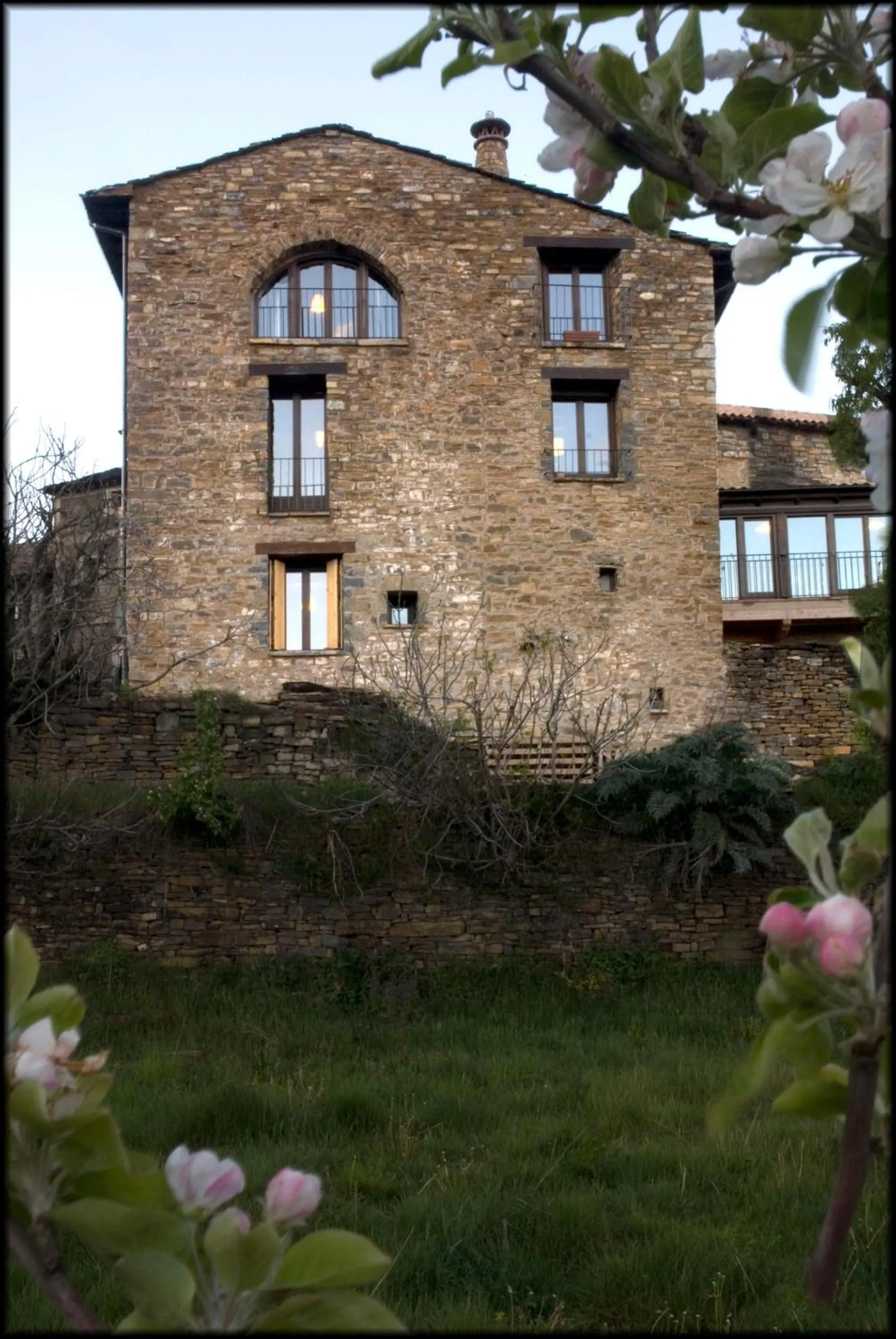 Facade/entrance in O Chardinet d'a Formiga