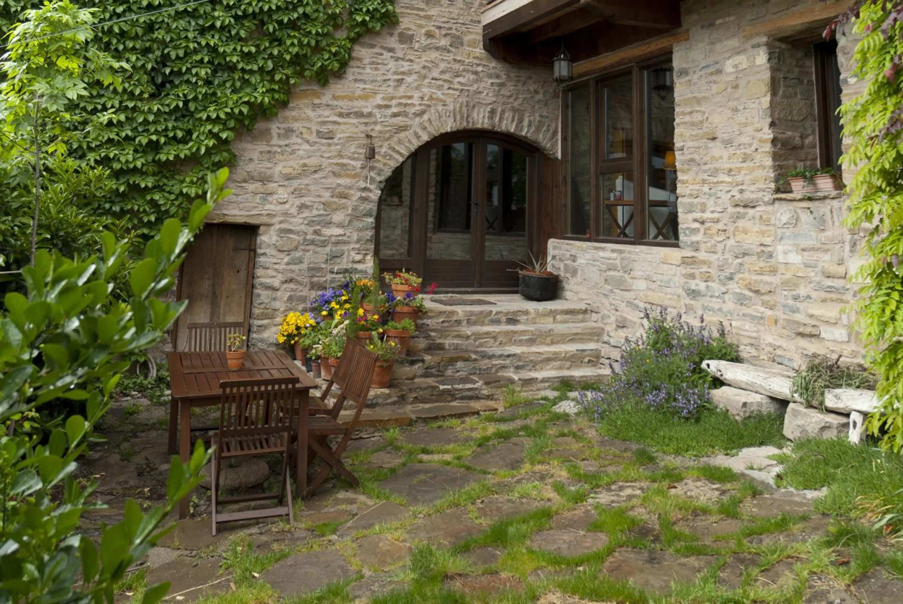 Patio in O Chardinet d'a Formiga