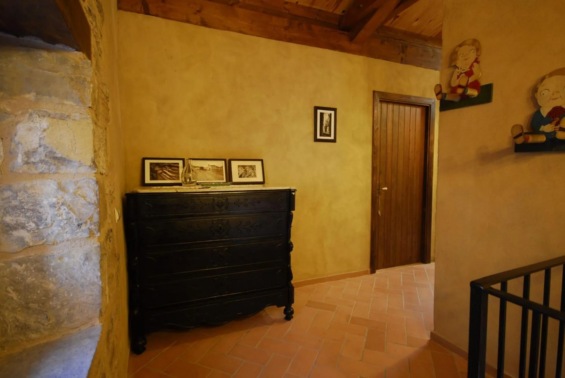 Property building, Bed in O Chardinet d'a Formiga