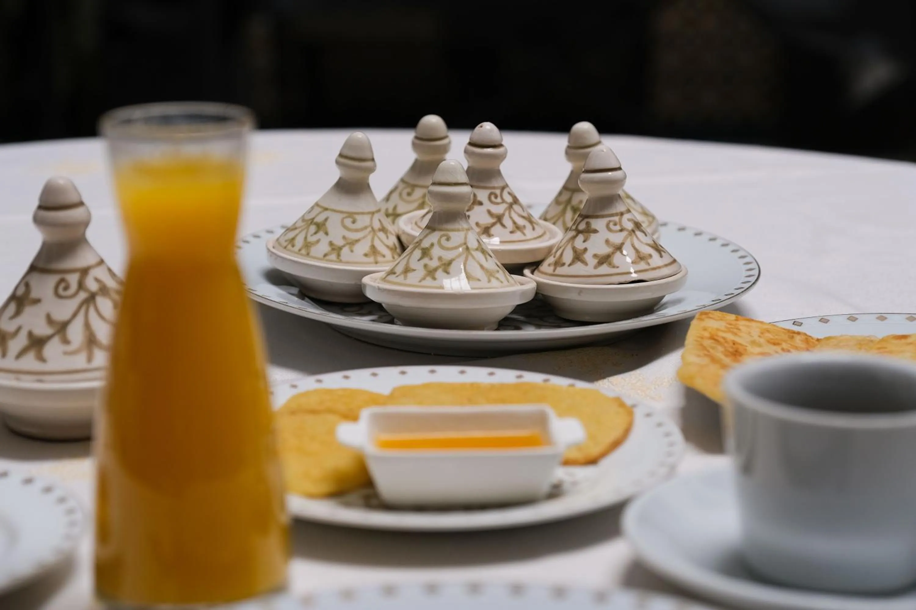 Restaurant/places to eat in Le Grand Alcazar - Riad