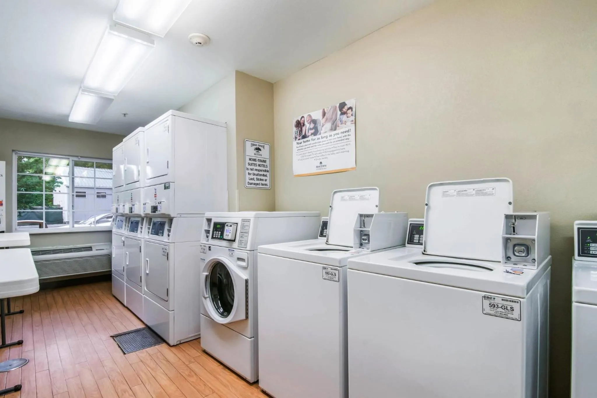 Other in HomeTowne Studios & Suites by Red Roof Bentonville