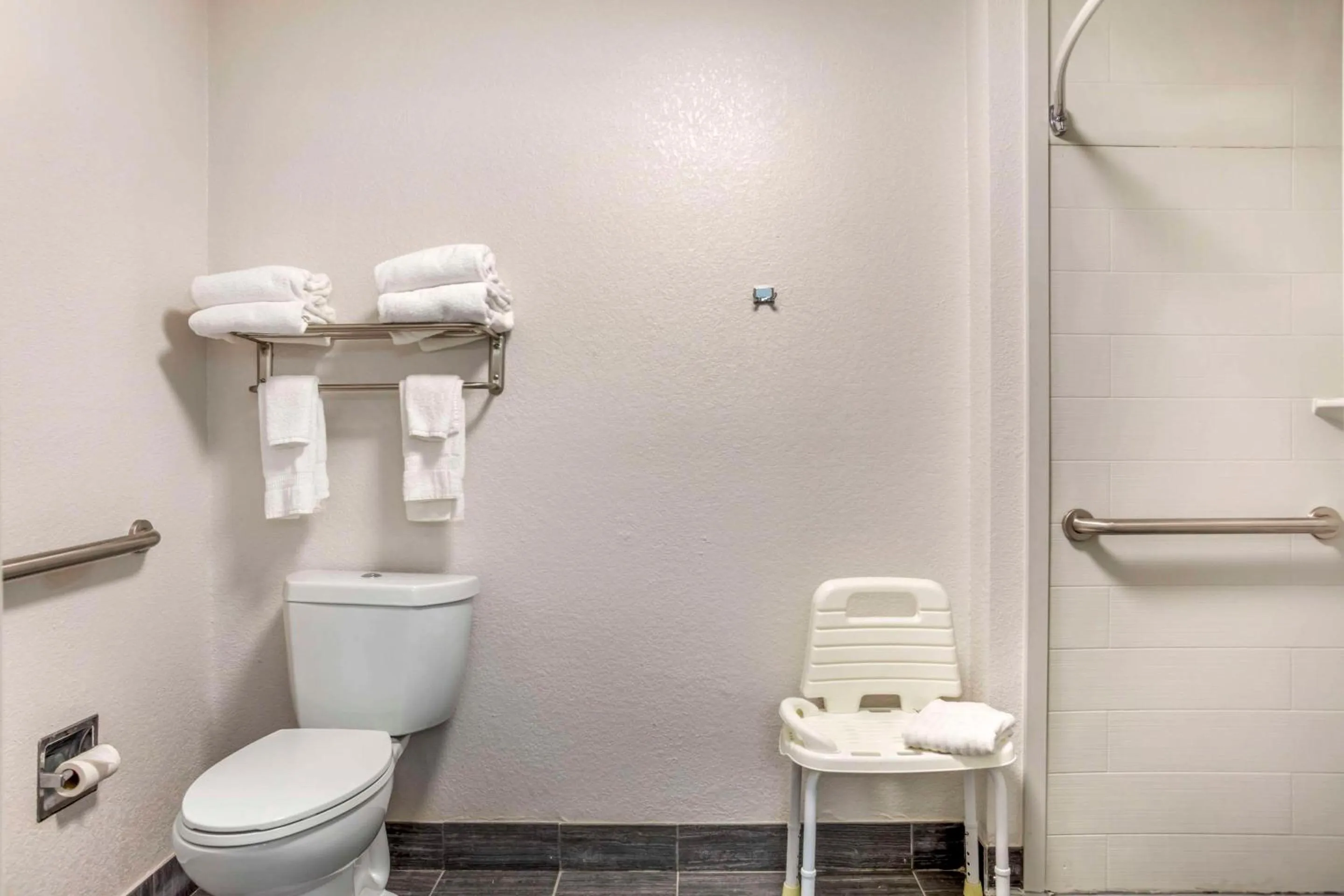 Bathroom in Comfort Suites Nashville Airport - BNA