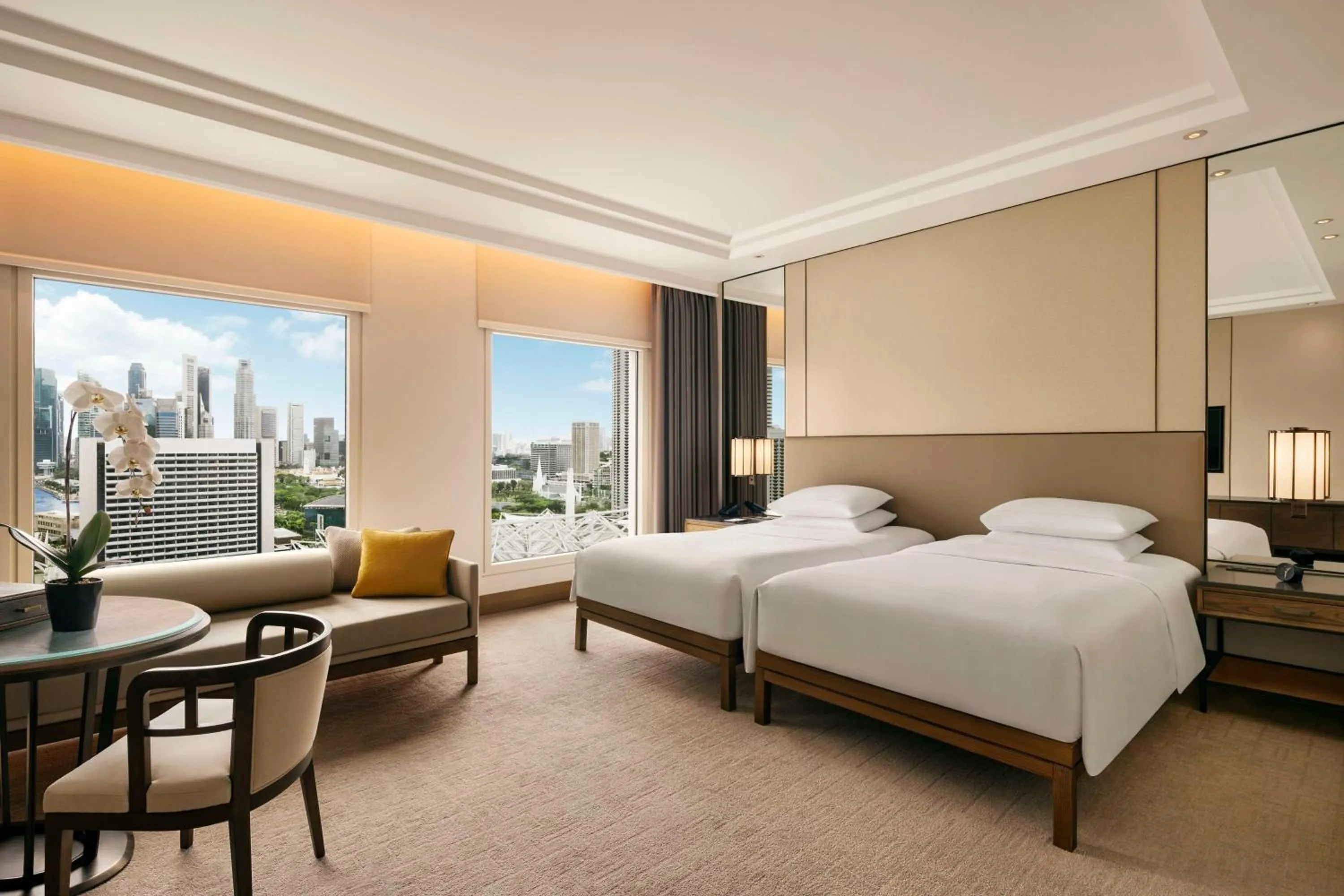 Living room, Bed in Conrad Centennial Singapore