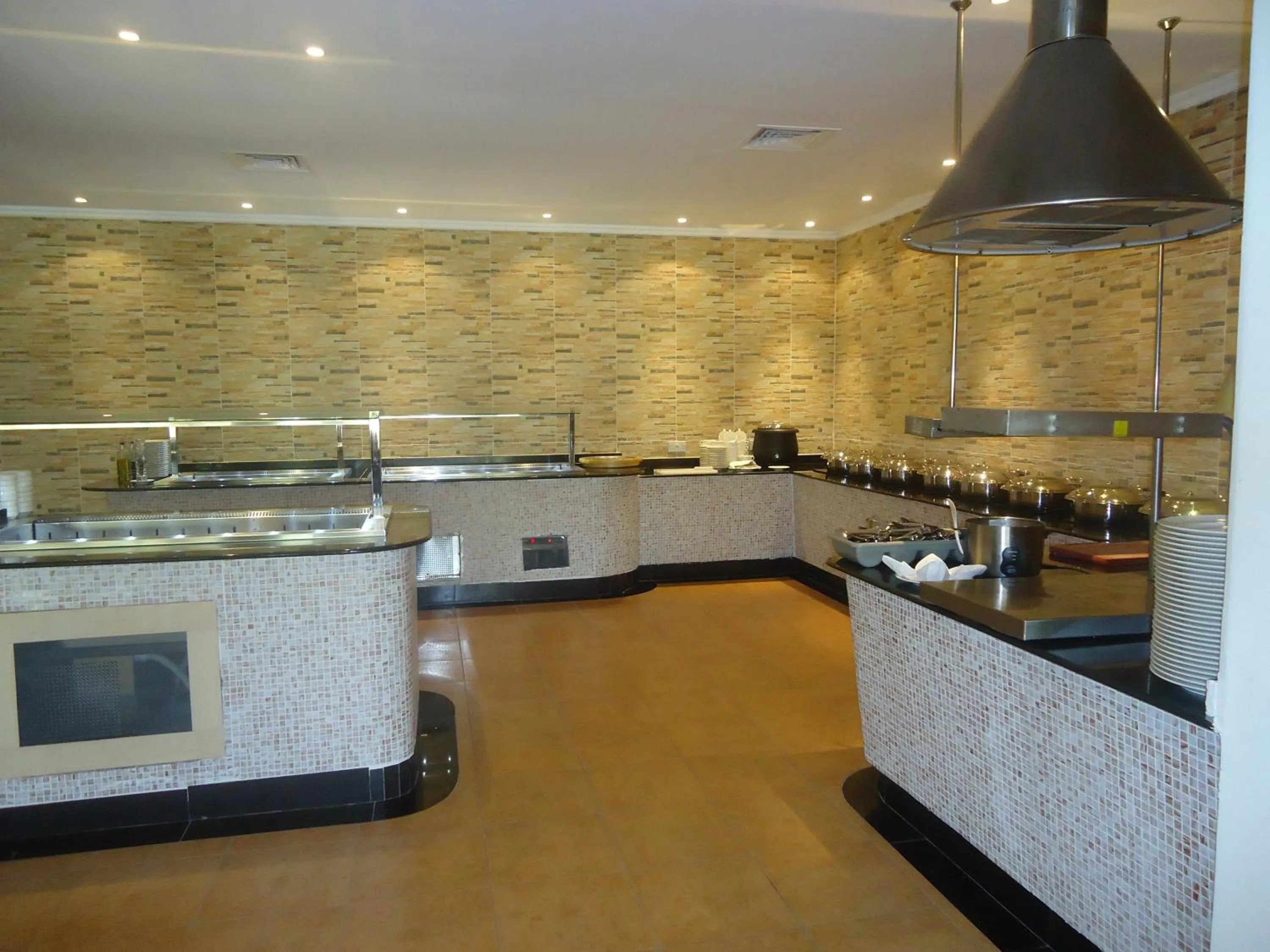 Restaurant/places to eat in Dhafra Beach Hotel