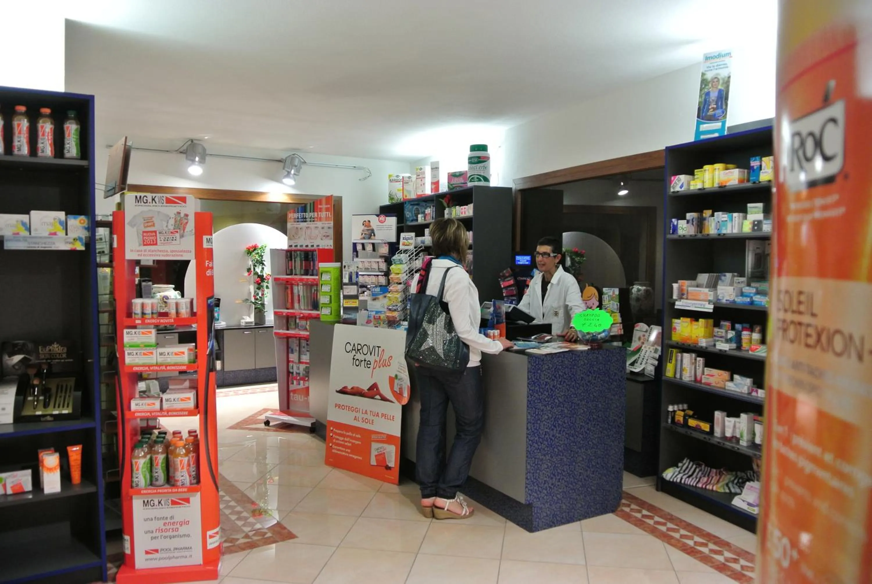 On-site shops in Stintino Country Paradise - Resort & Villas