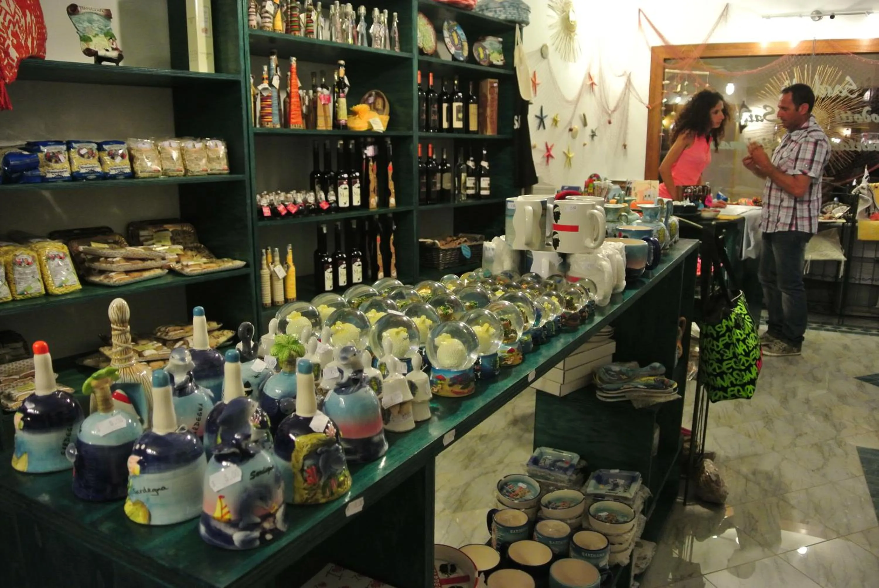 On-site shops in Stintino Country Paradise - Resort & Villas