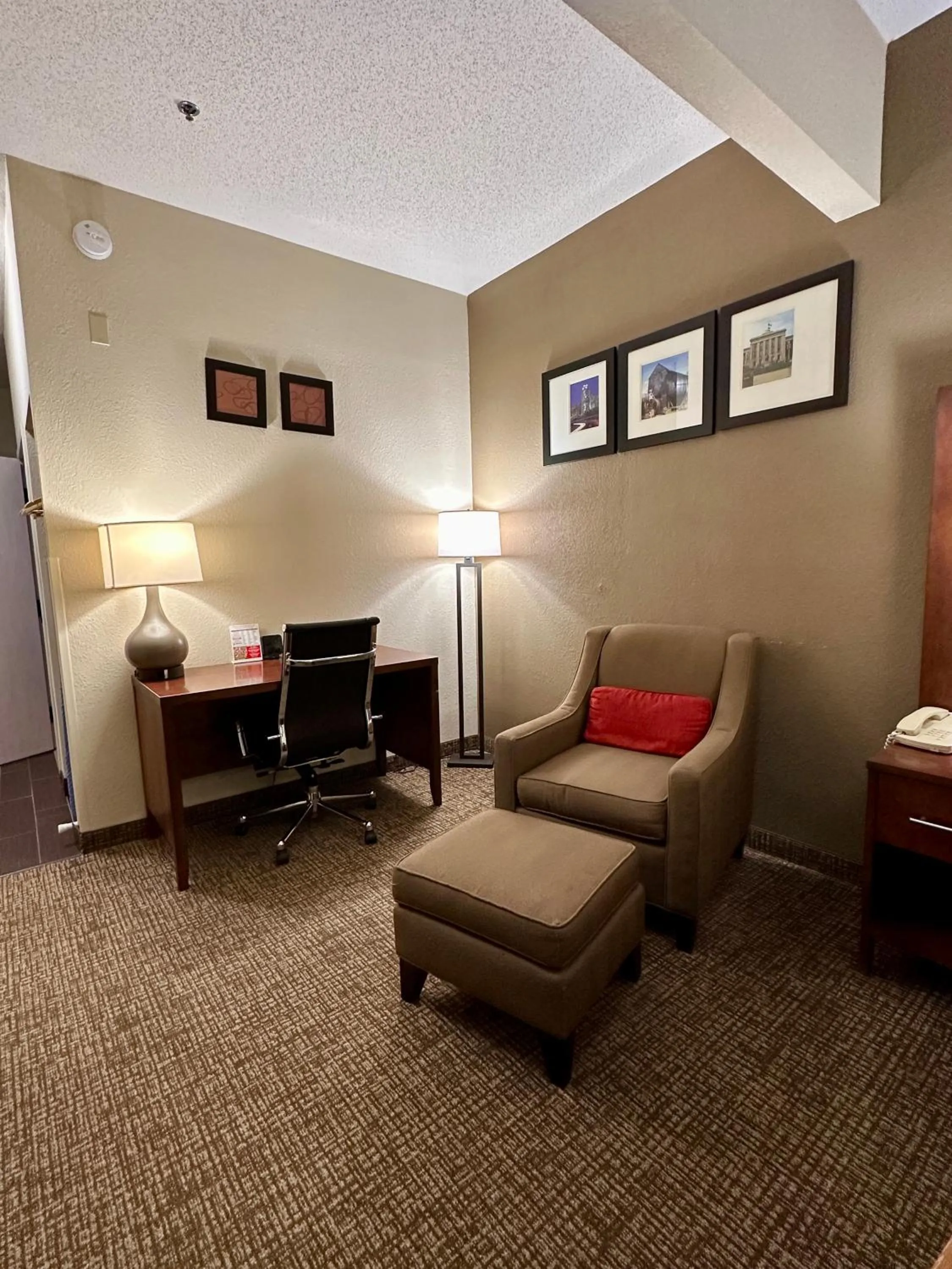 Bedroom in Comfort Suites Raleigh Walnut Creek