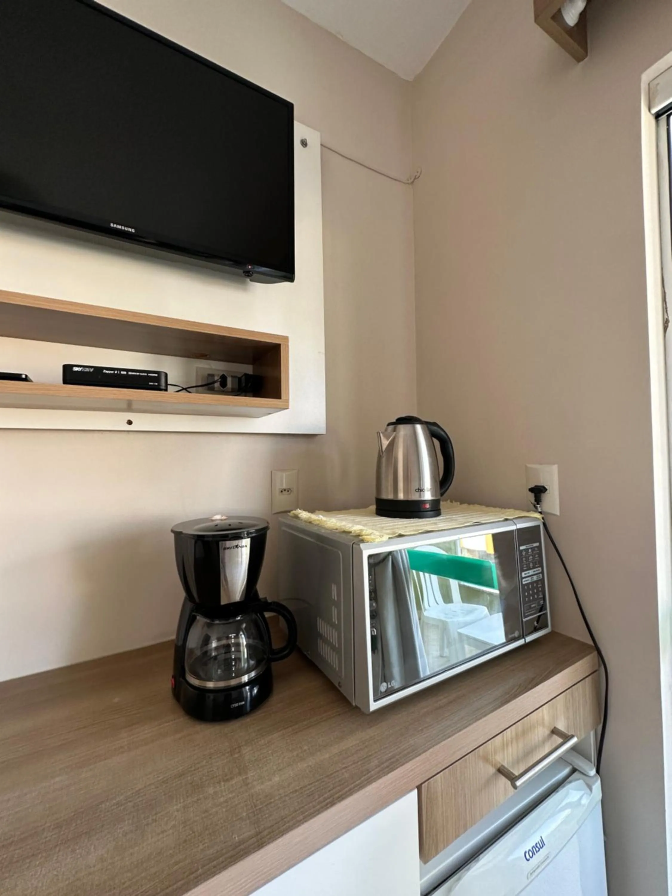 Coffee/tea facilities in Pousada Brisa do Mar