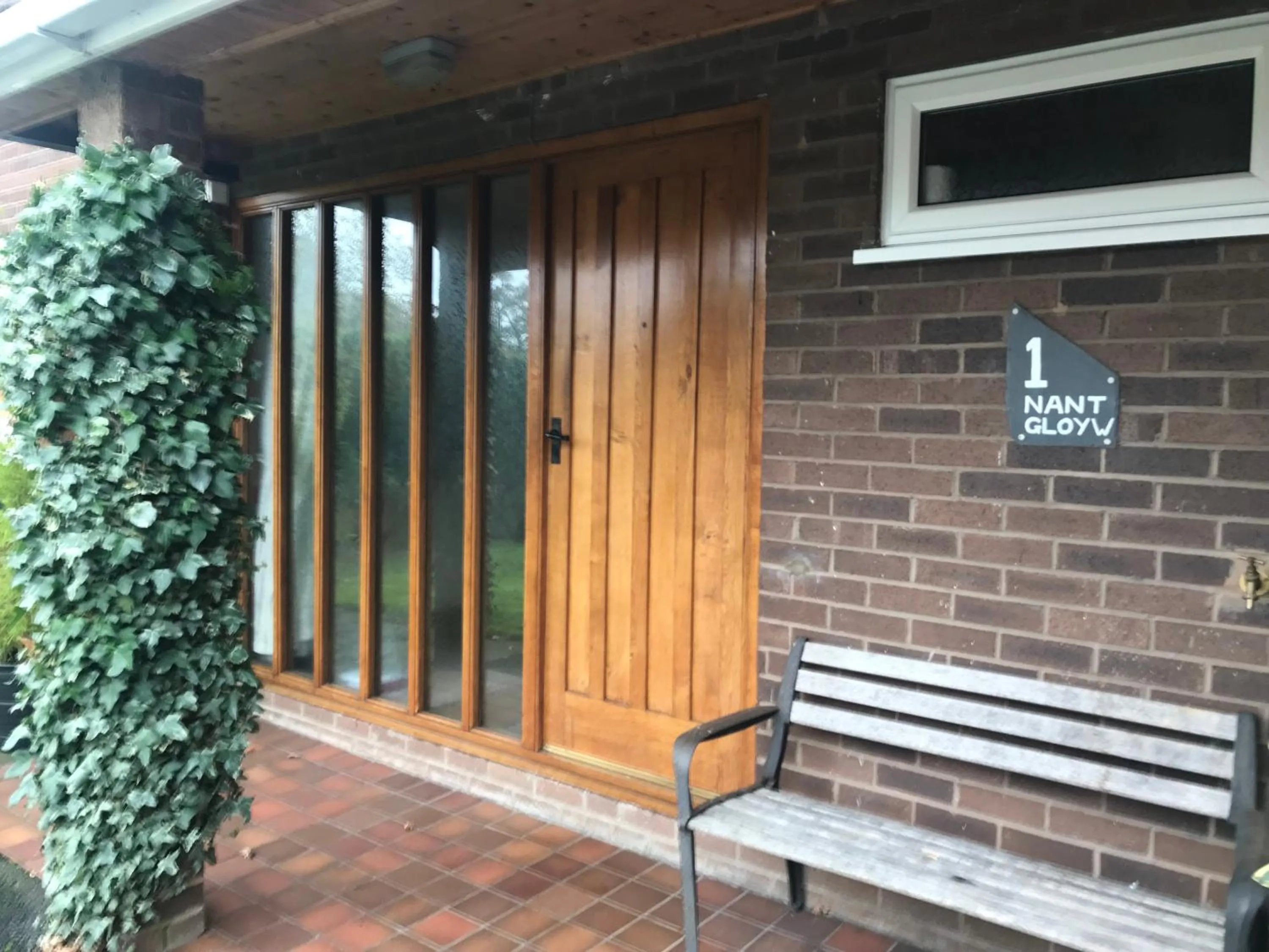 Facade/entrance in Nant Gloyw Oswestry