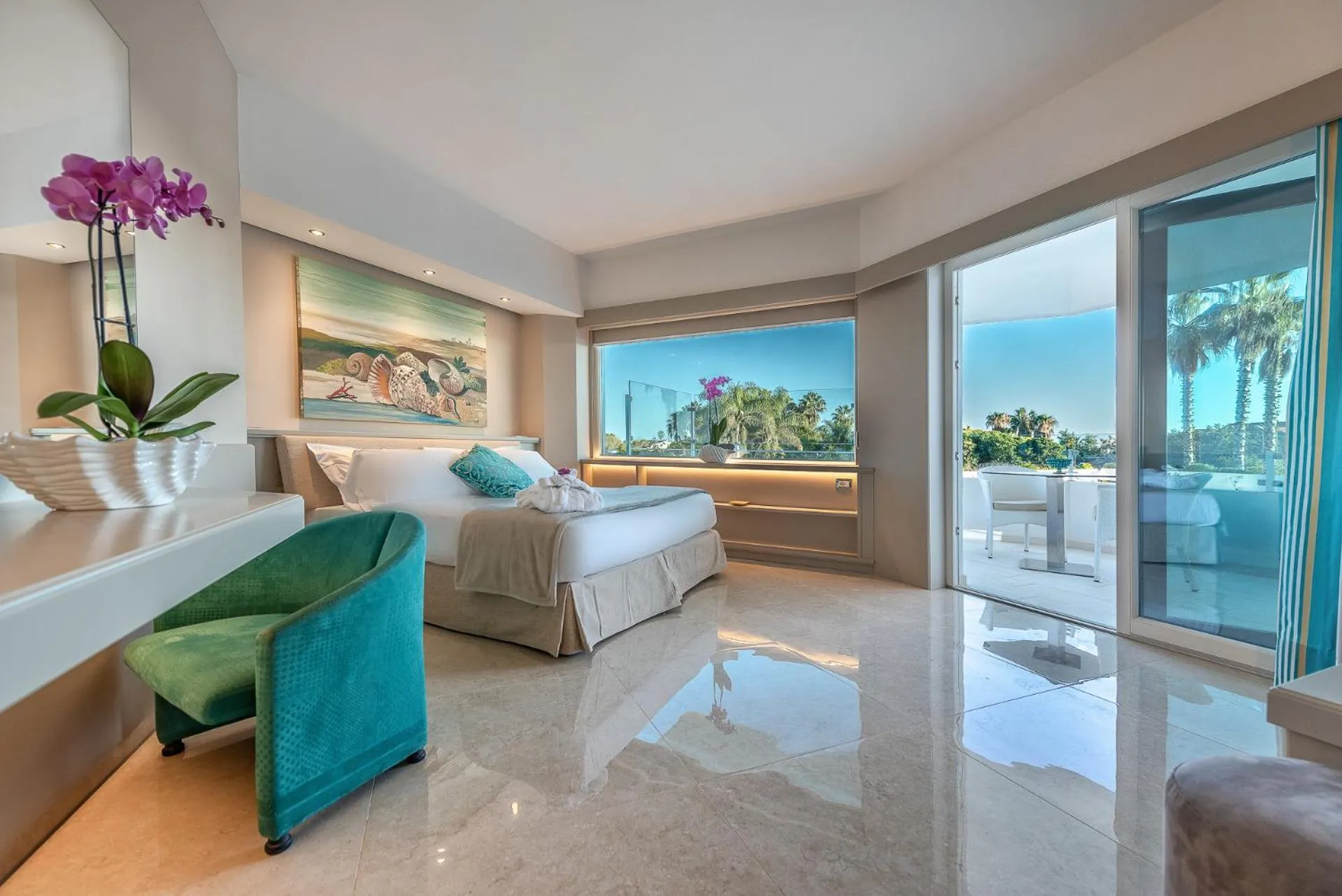 Sea view in Acacia Palace