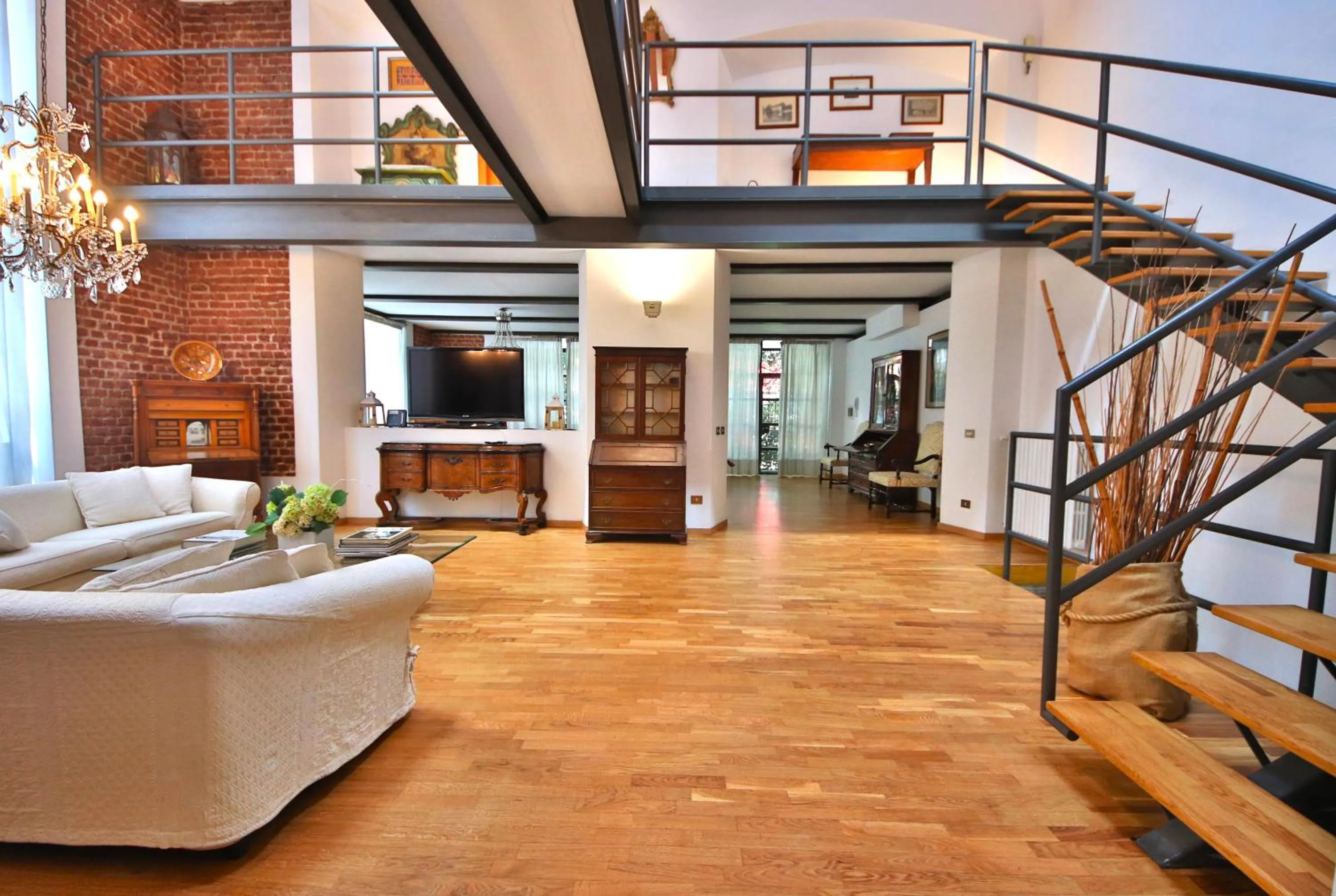 LOFT by KlabHouse