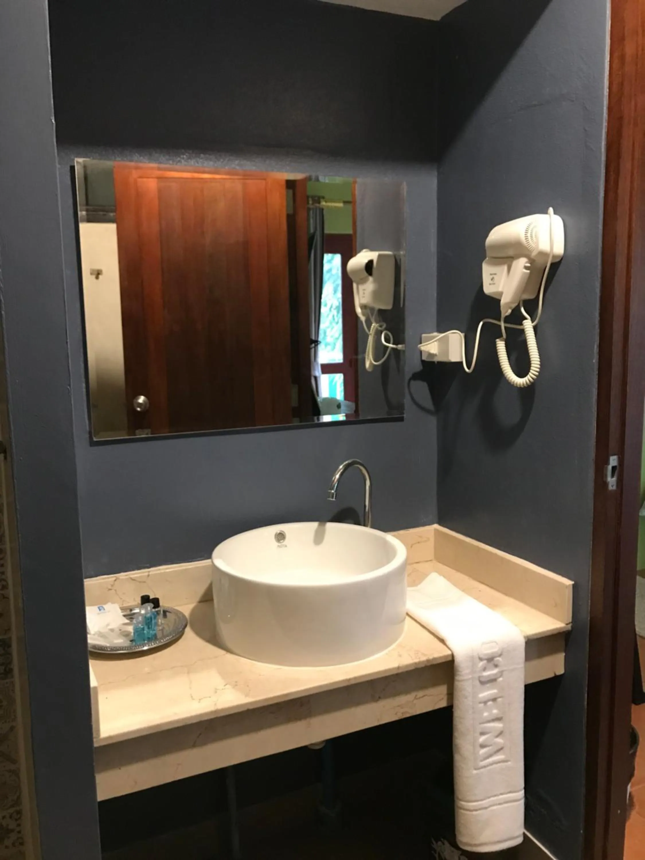 The Monkey Resort Donheang