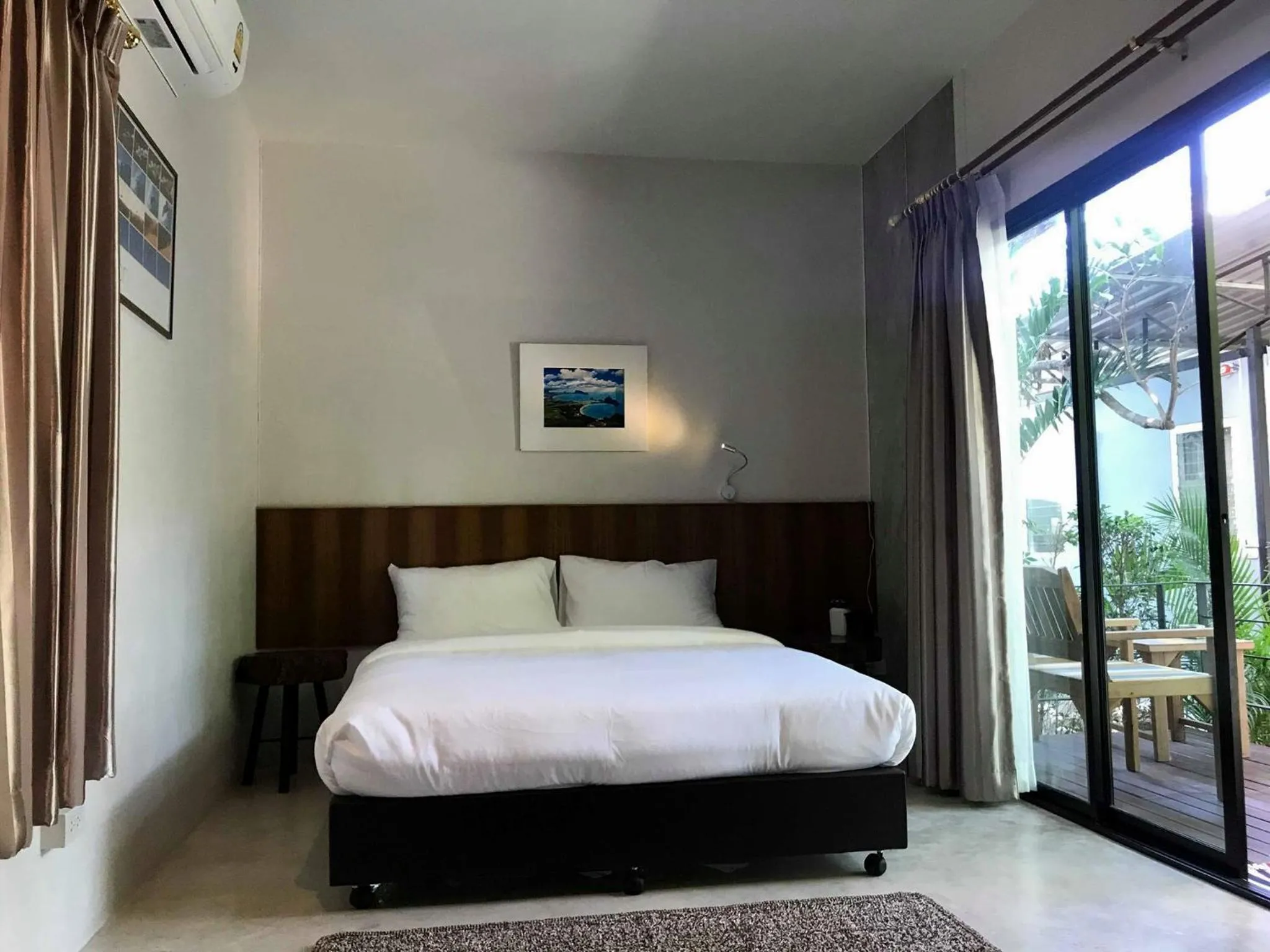 Bed in The Monkey Resort Donheang