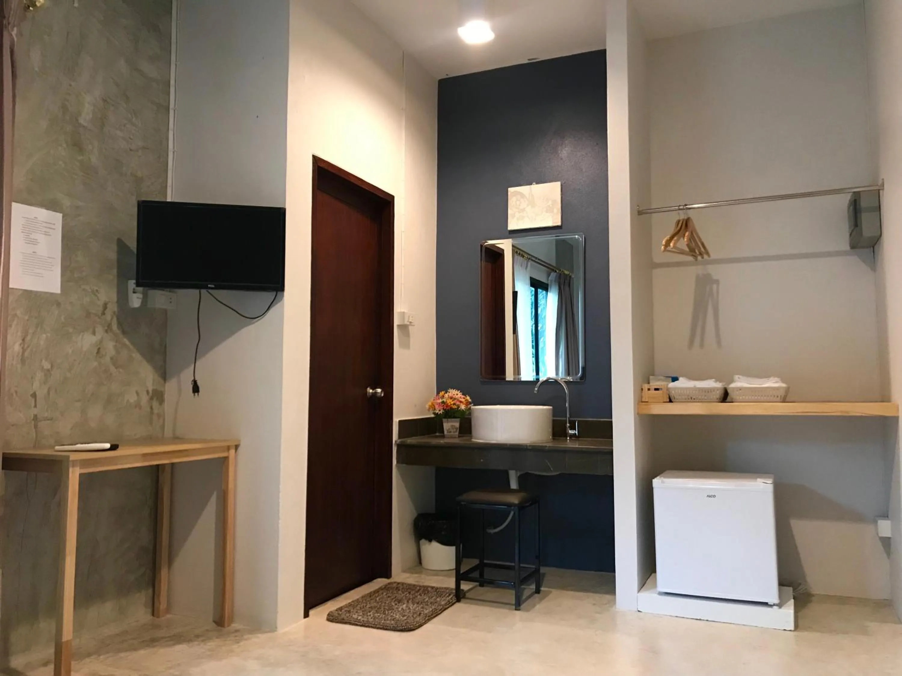 The Monkey Resort Donheang