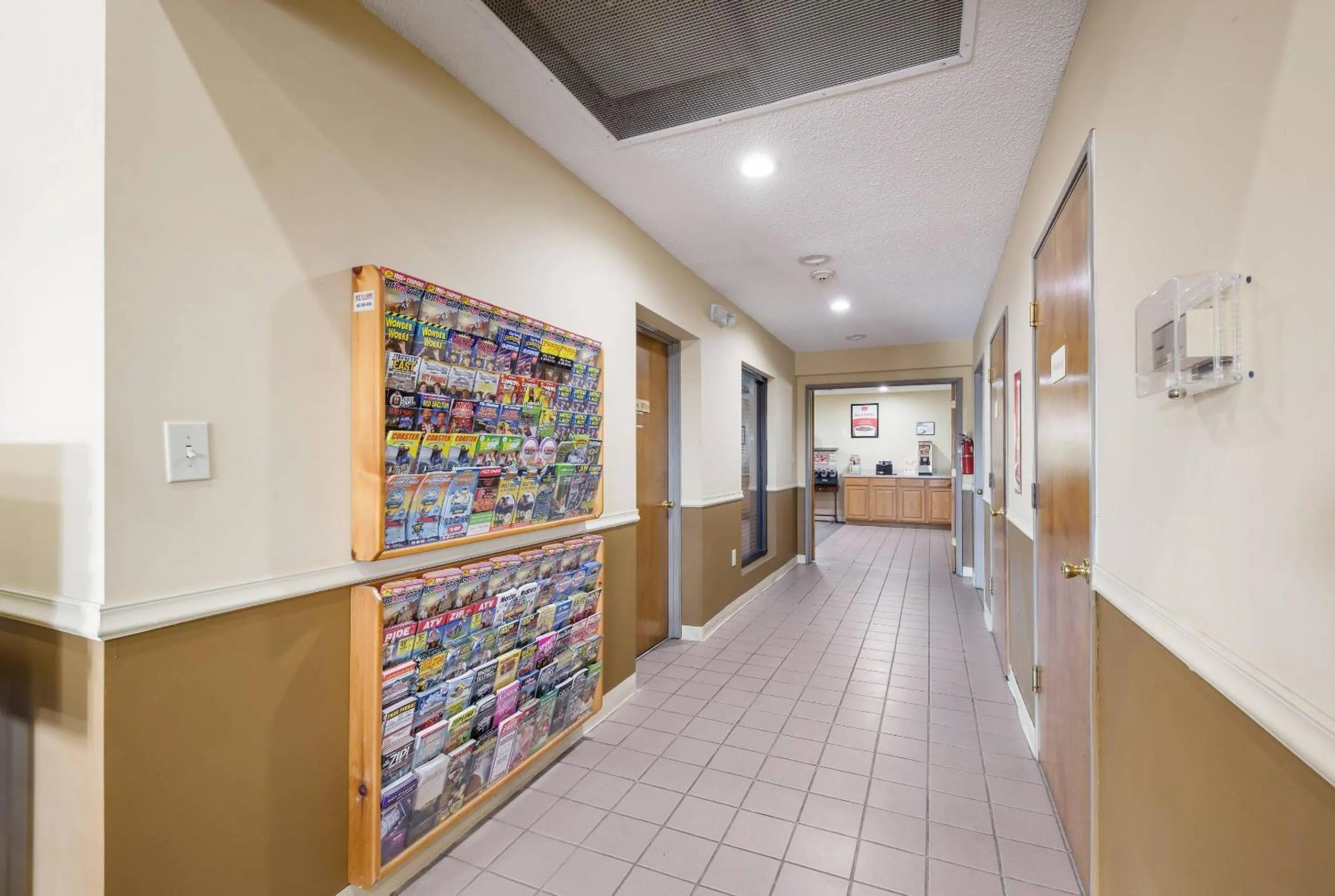 Other in Econo Lodge Inn & Suites Knoxville East