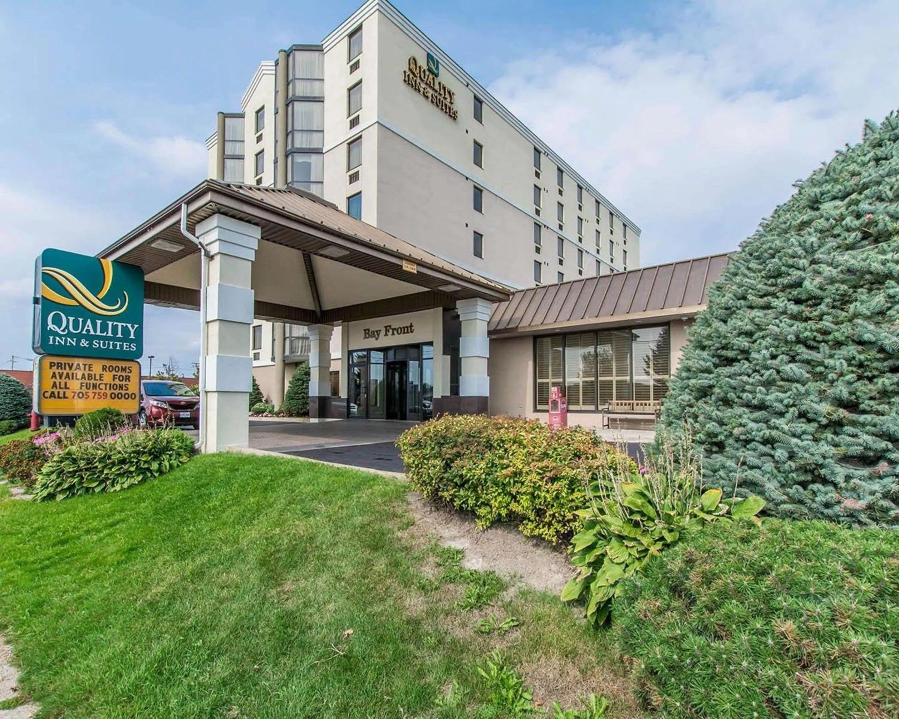 Property building in Quality Inn & Suites Bay Front